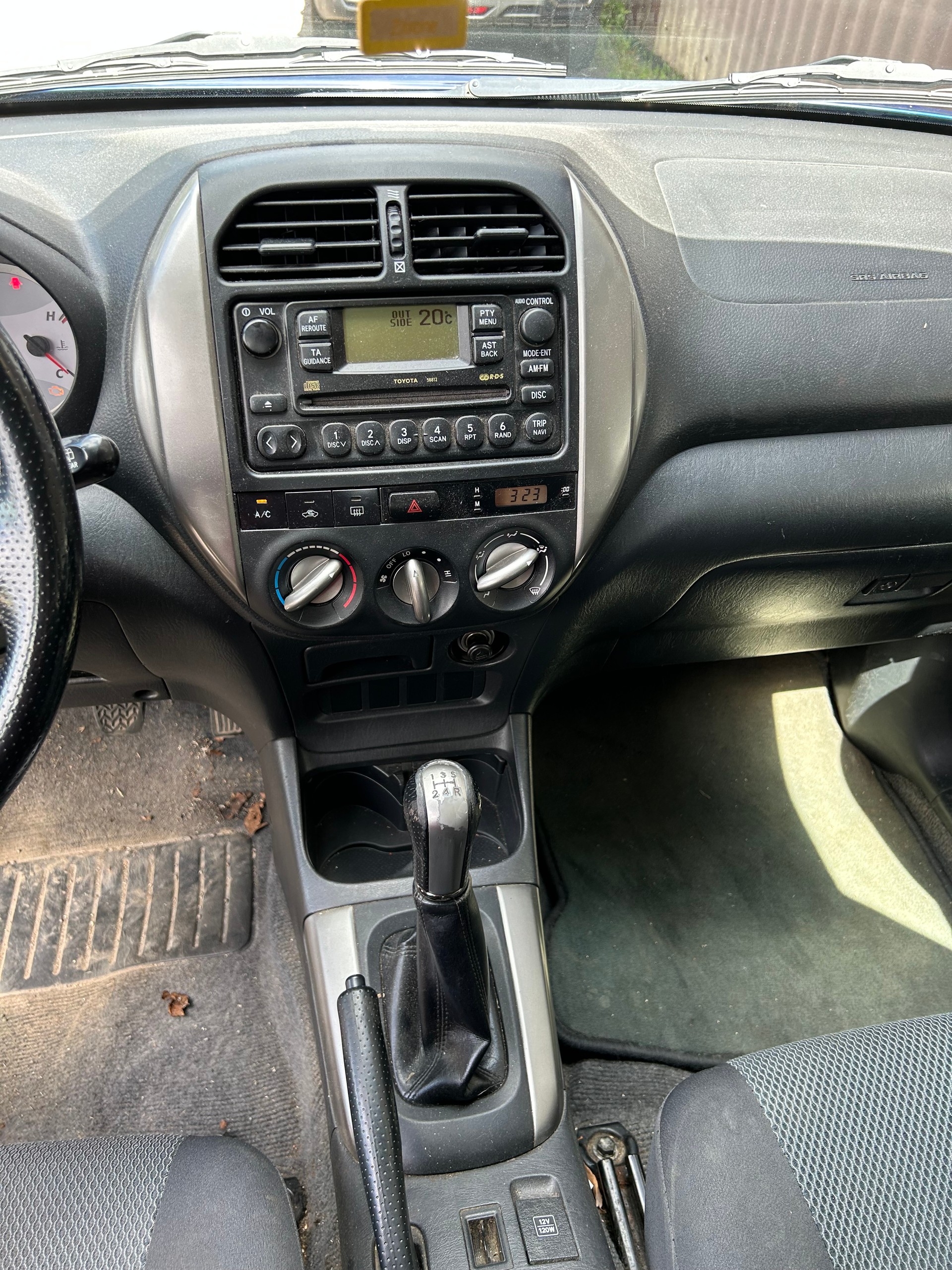 TOYOTA RAV-4 2.0 16V Linea Terra-image-10