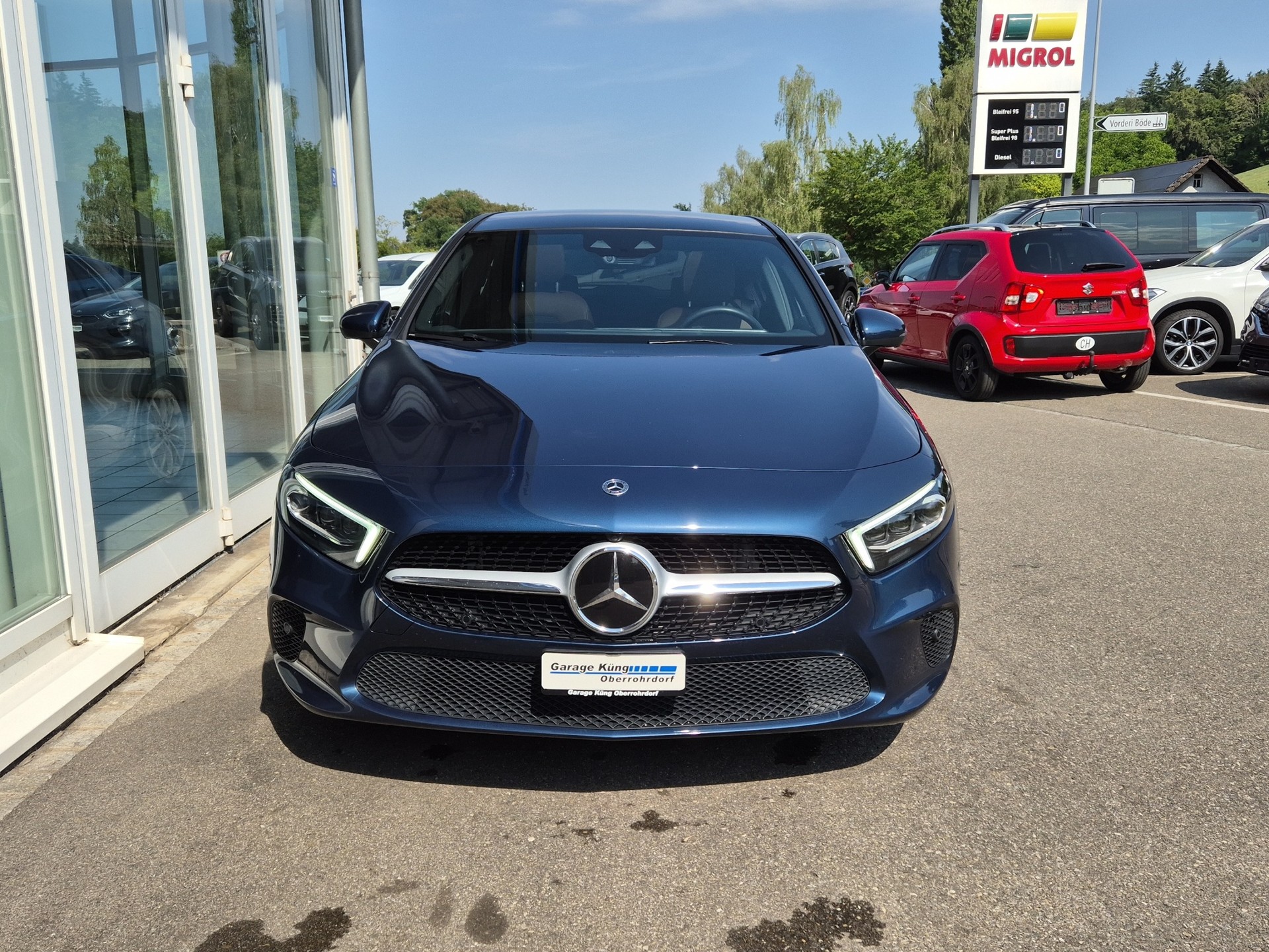 MERCEDES-BENZ A 200 Progressive 7G-DCT-image-1