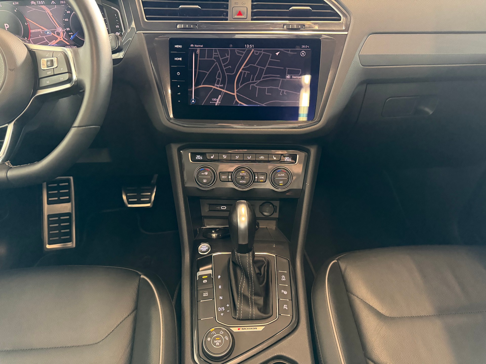 VW Tiguan Allspace 2.0 TDI SCR Highline R-LINE SPORT 00 PS 4X4 4MotionDSG-image-14