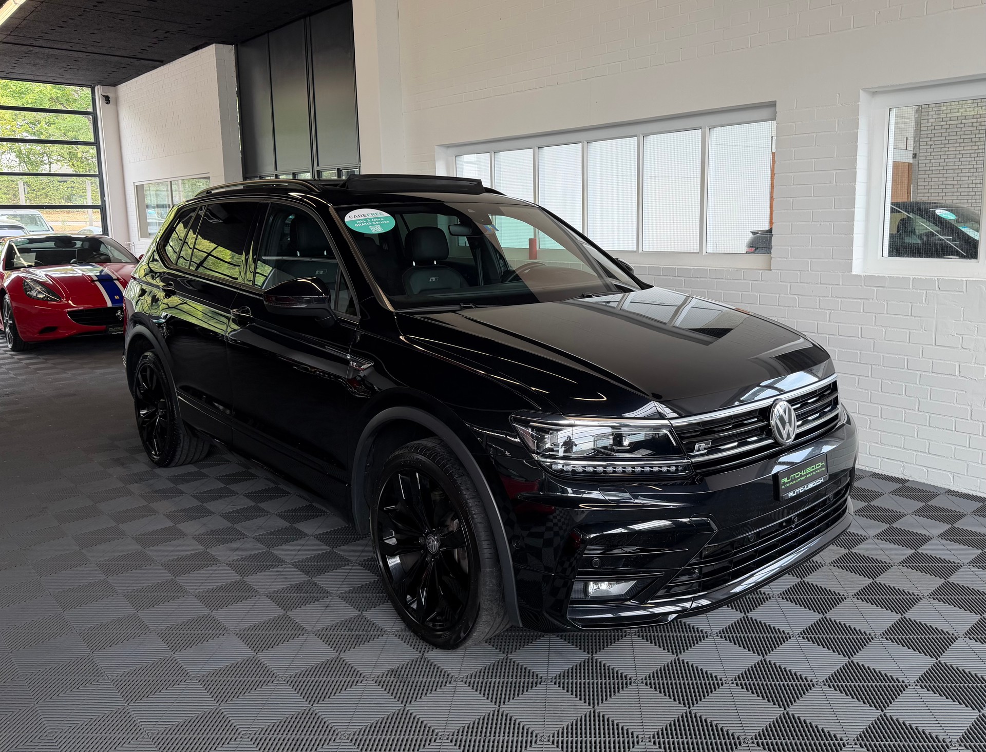 VW Tiguan Allspace 2.0 TDI SCR Highline R-LINE SPORT 00 PS 4X4 4MotionDSG-image-0