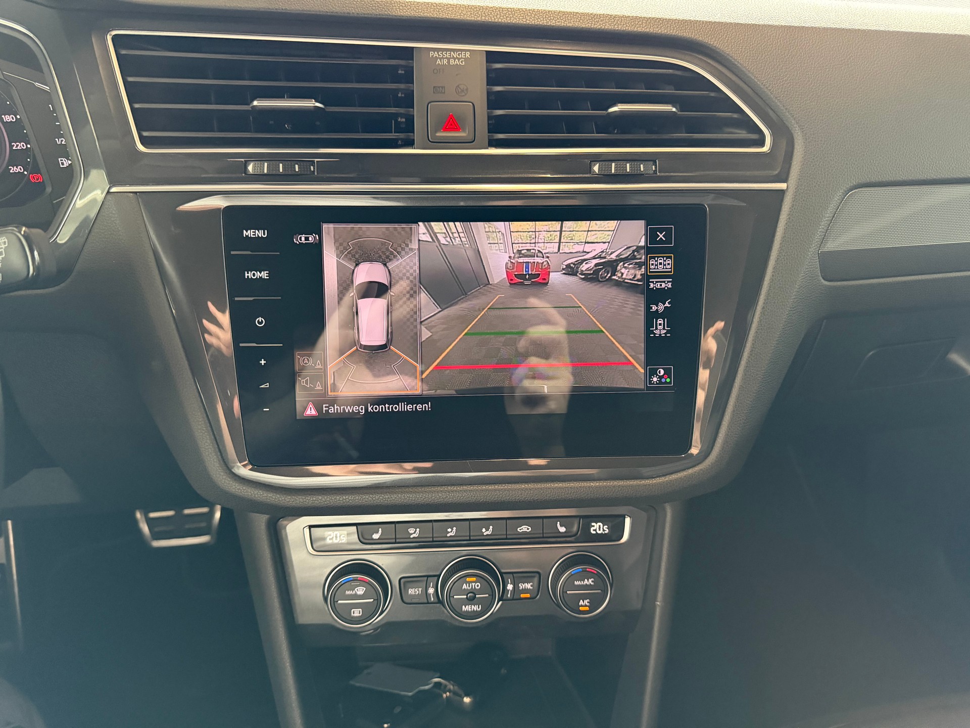 VW Tiguan Allspace 2.0 TDI SCR Highline R-LINE SPORT 00 PS 4X4 4MotionDSG-image-17