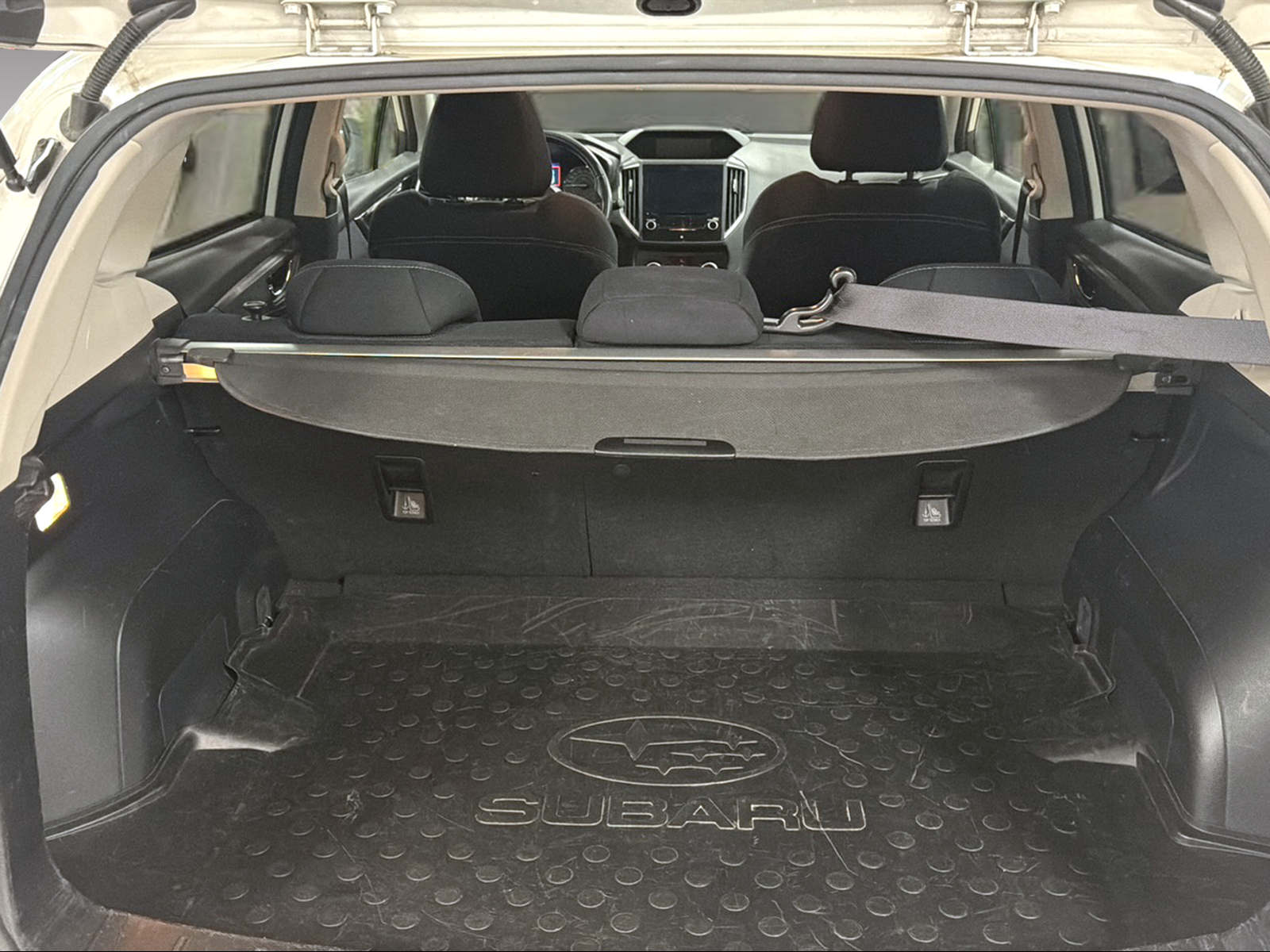 SUBARU Impreza 2.0i Swiss-image-5