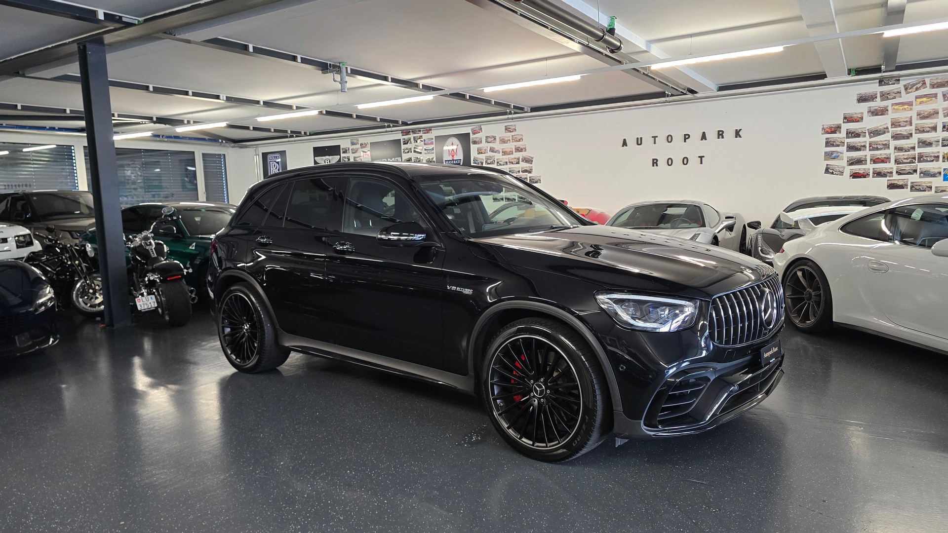 MERCEDES-BENZ GLC 63 S AMG 4Matic 9G-Tronic Performance-image-14