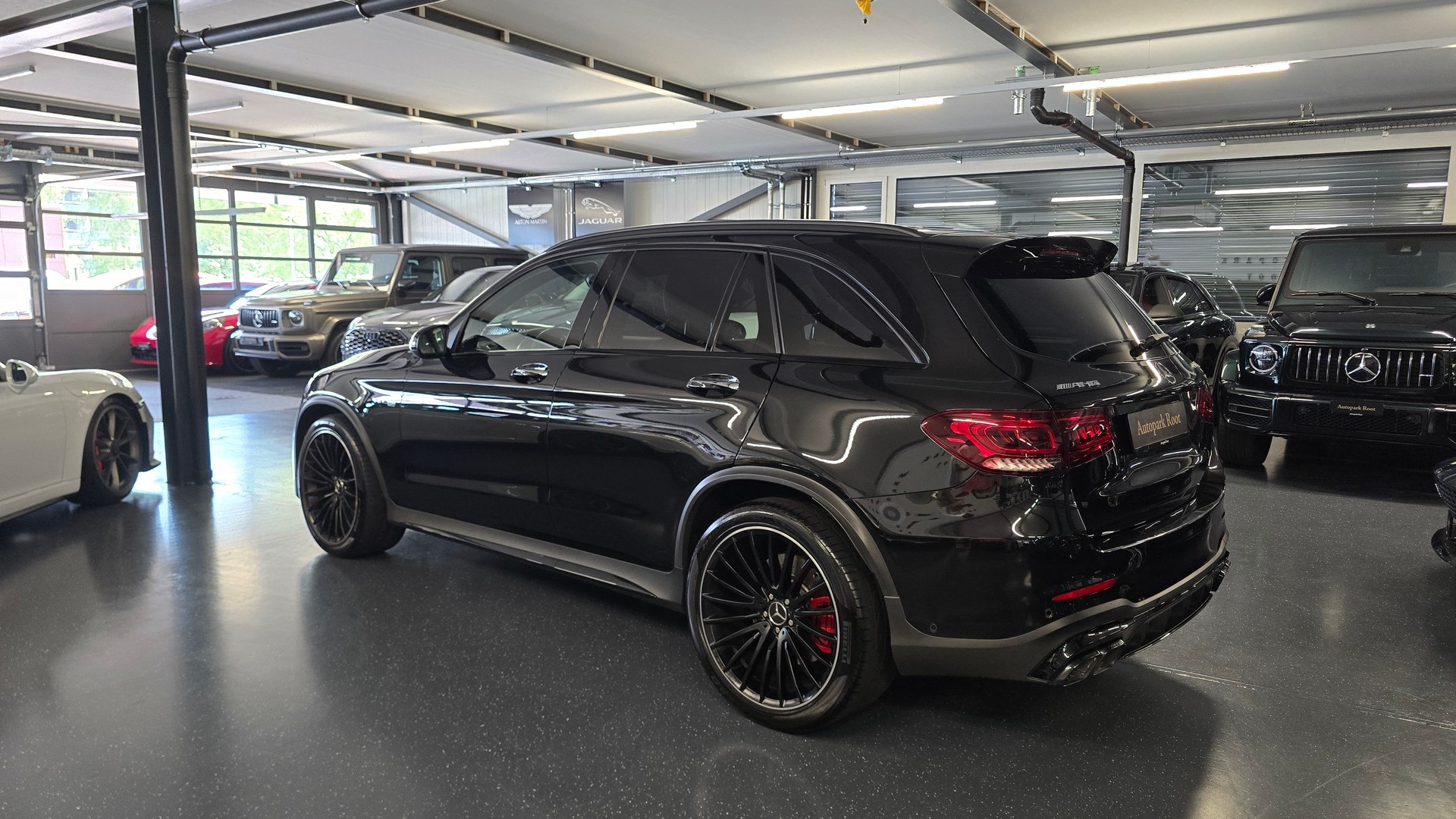 MERCEDES-BENZ GLC 63 S AMG 4Matic 9G-Tronic Performance-image-8