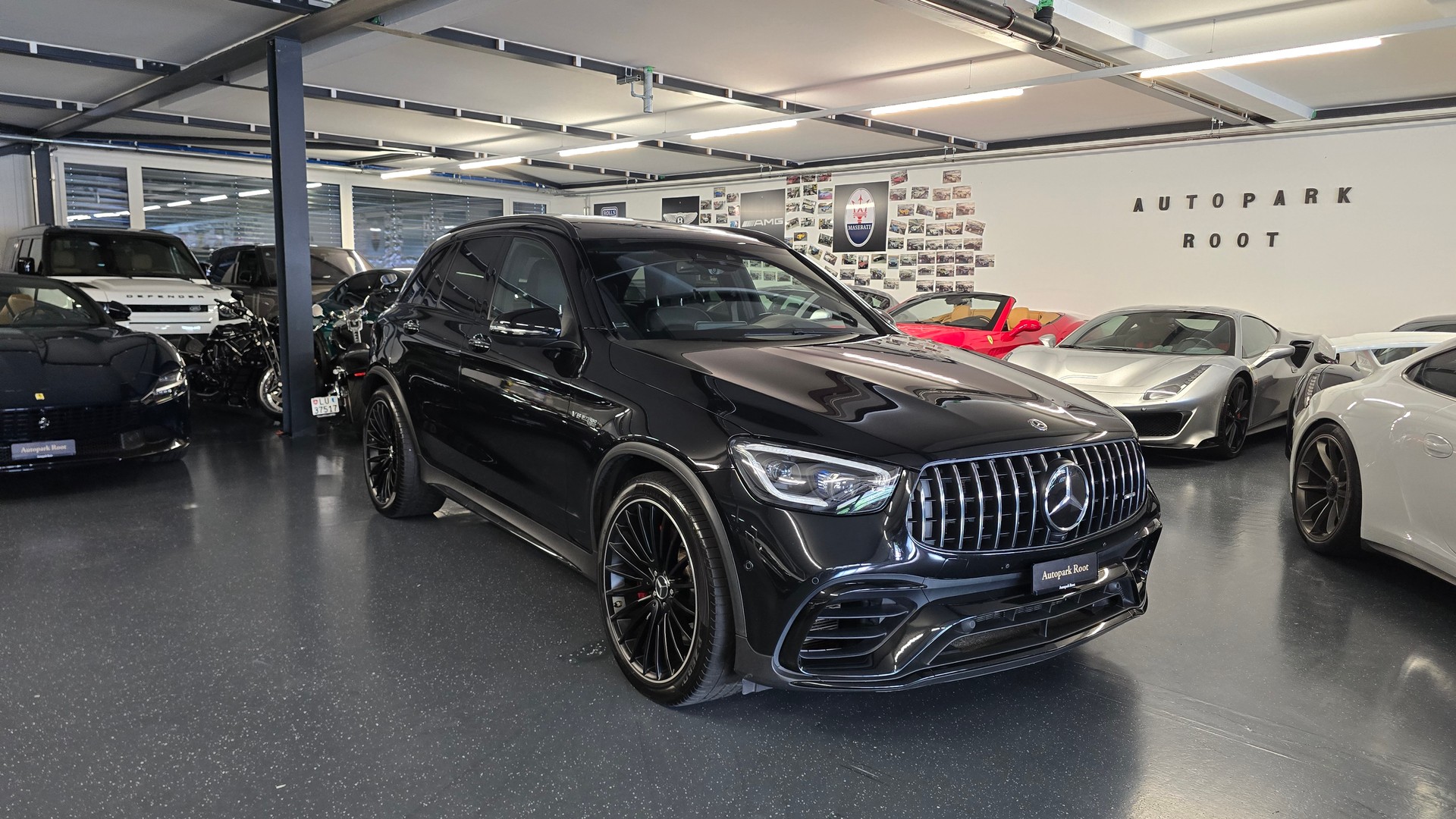 MERCEDES-BENZ GLC 63 S AMG 4Matic 9G-Tronic Performance-image-13