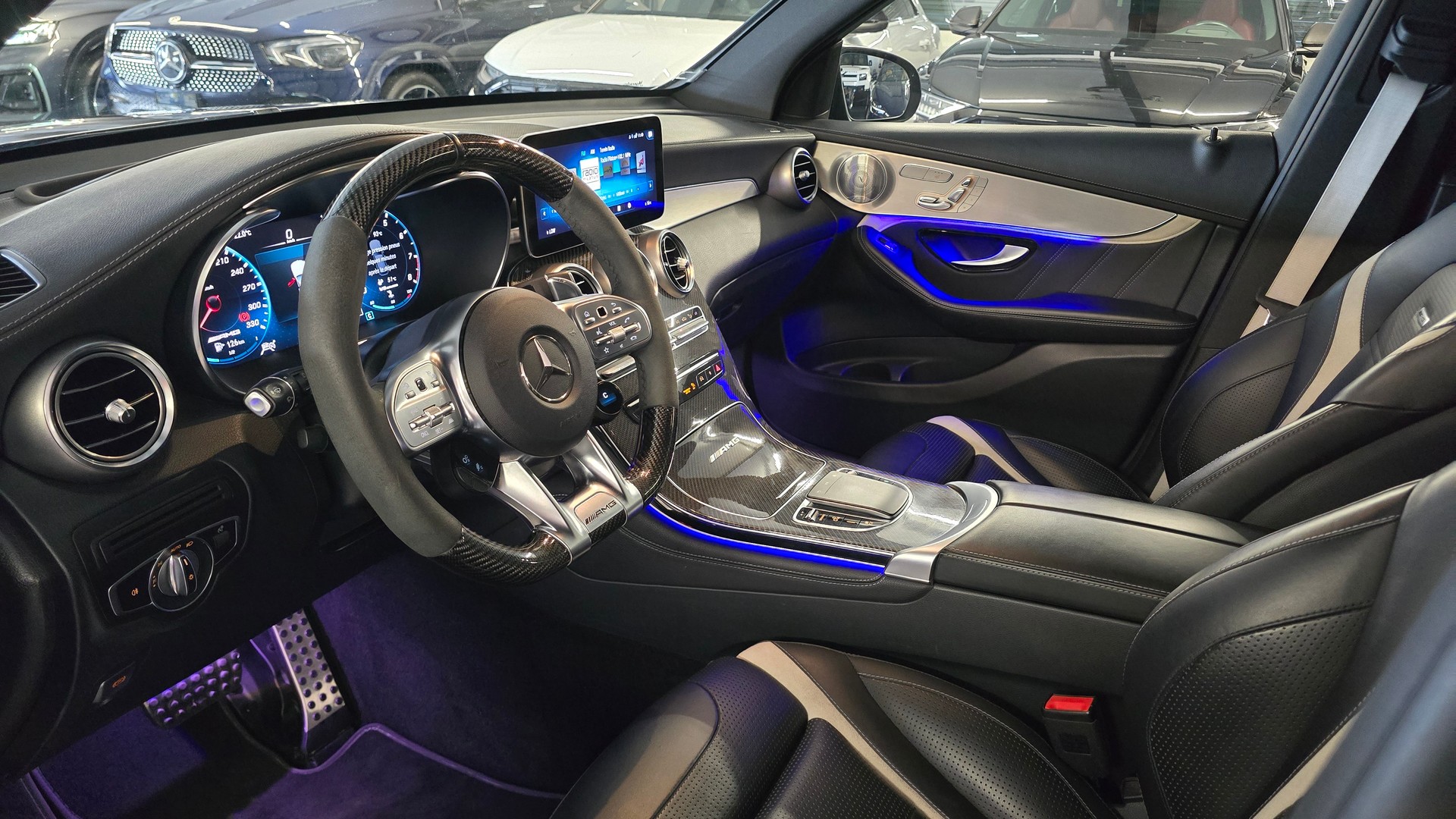 MERCEDES-BENZ GLC 63 S AMG 4Matic 9G-Tronic Performance-image-19