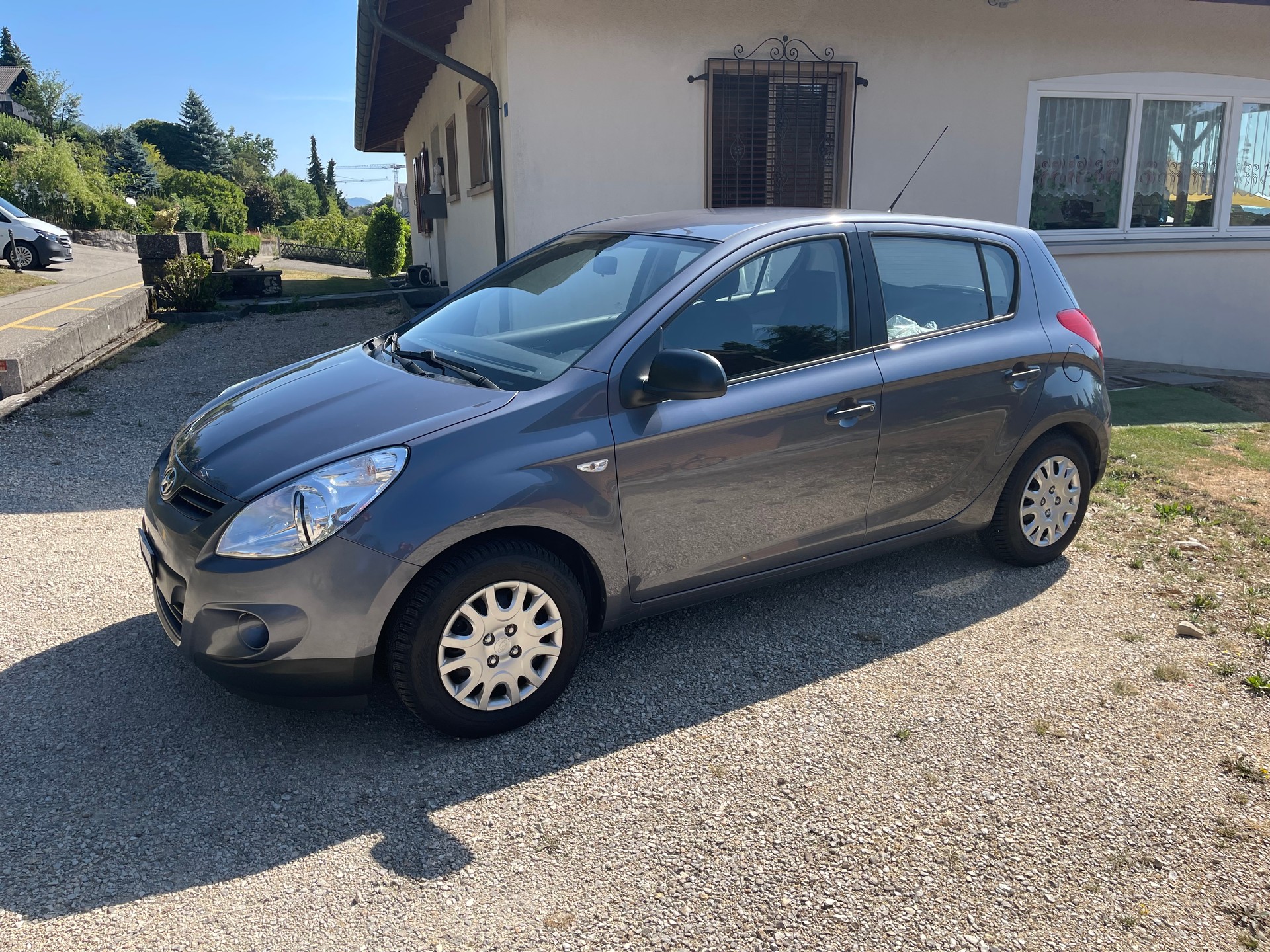HYUNDAI i20 1.2 Comfort-image-3