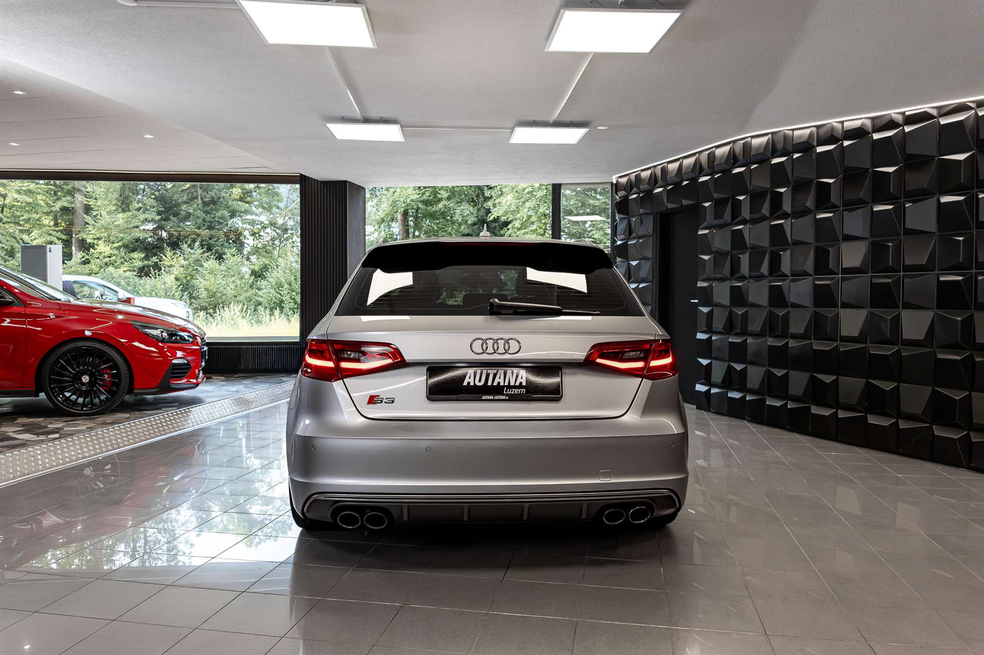 AUDI S3 Sportback 2.0 TFSI quattro S-tronic-image-4