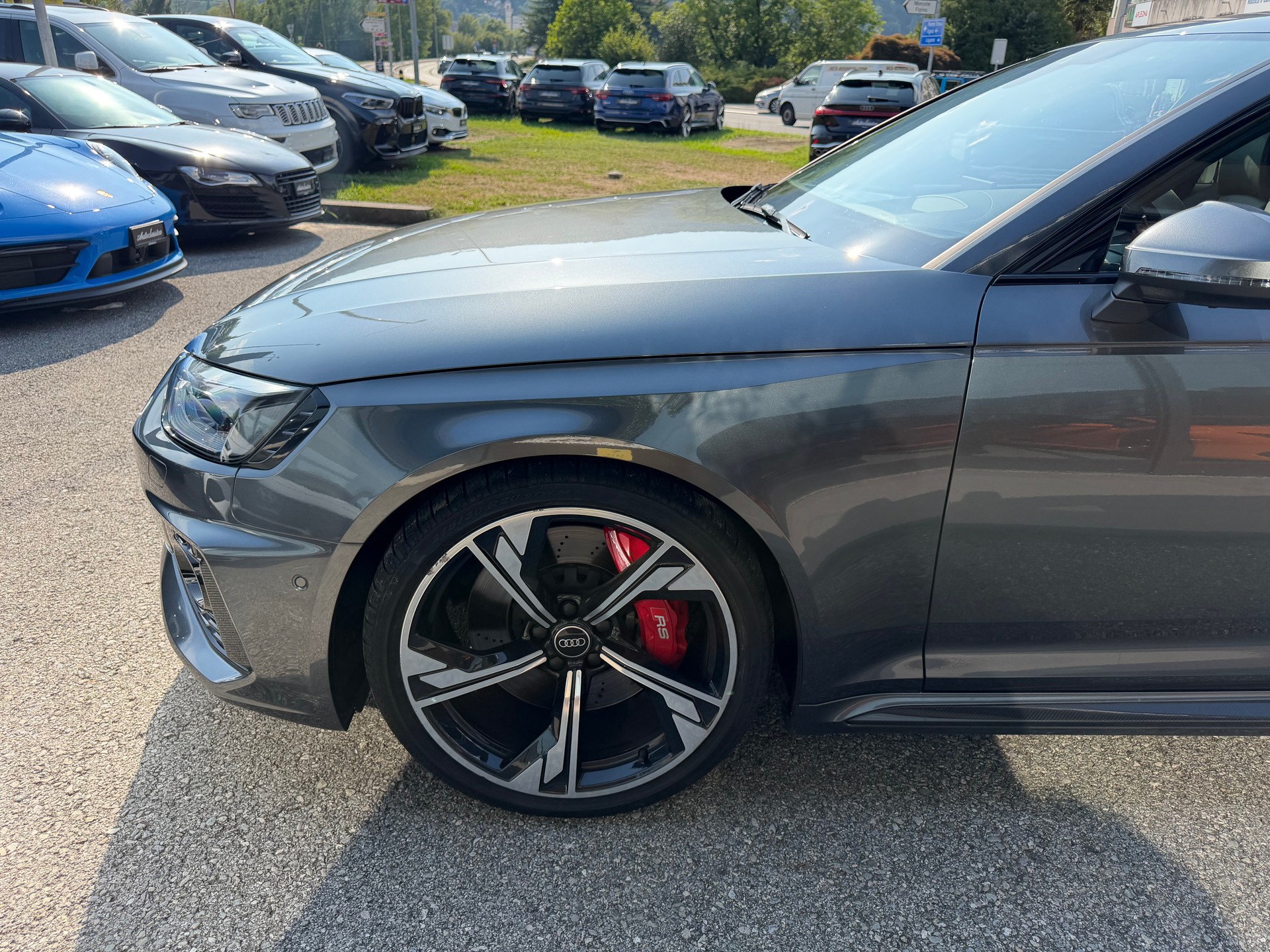 AUDI RS4 Avant quattro tiptronic-image-19