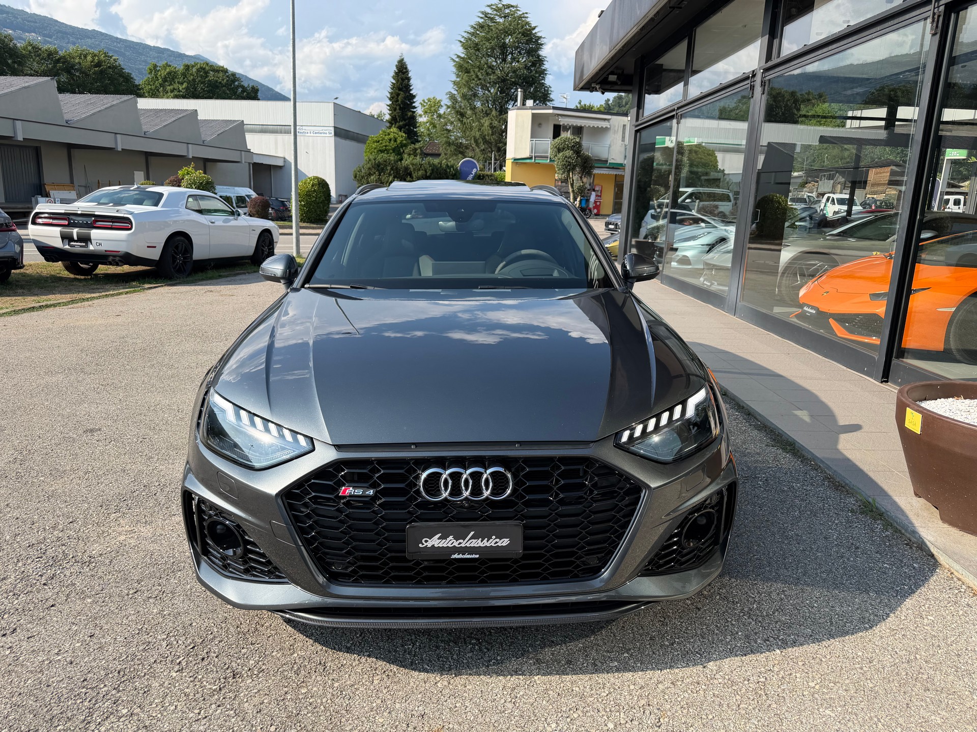 AUDI RS4 Avant quattro tiptronic-image-1