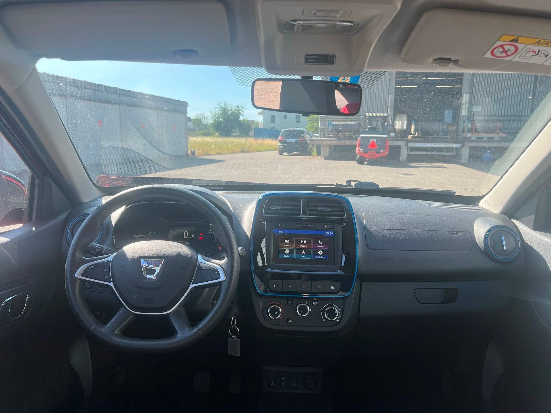 DACIA Spring 27 kWh Expression-image-10
