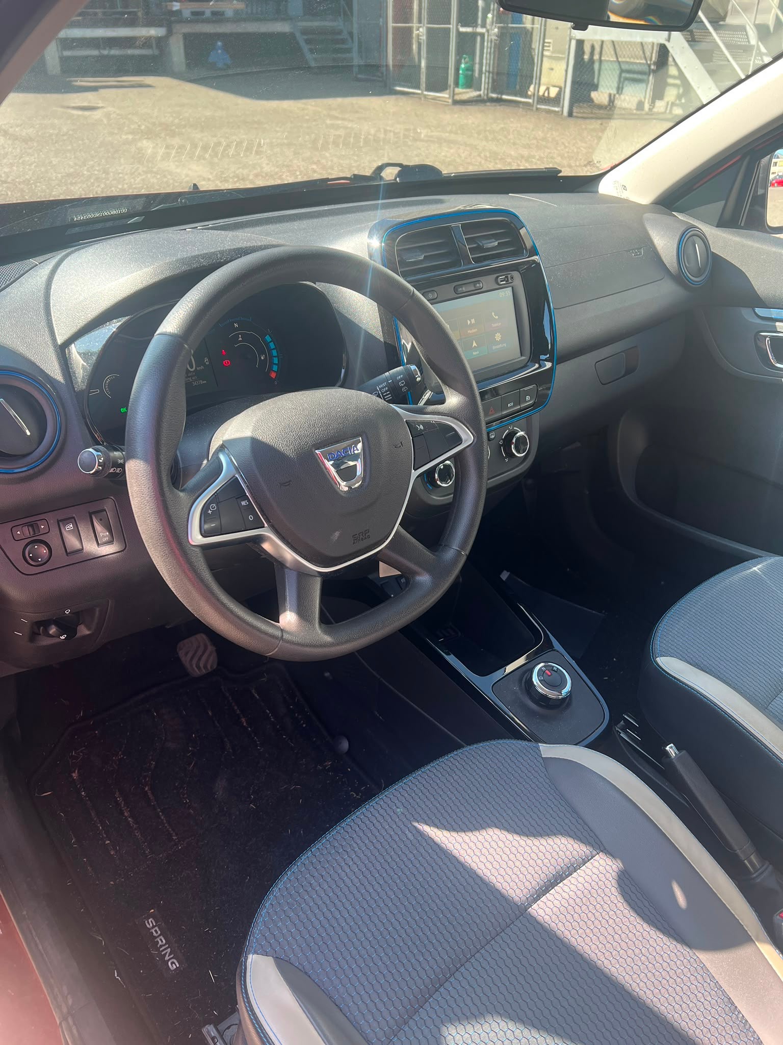 DACIA Spring 27 kWh Expression-image-8