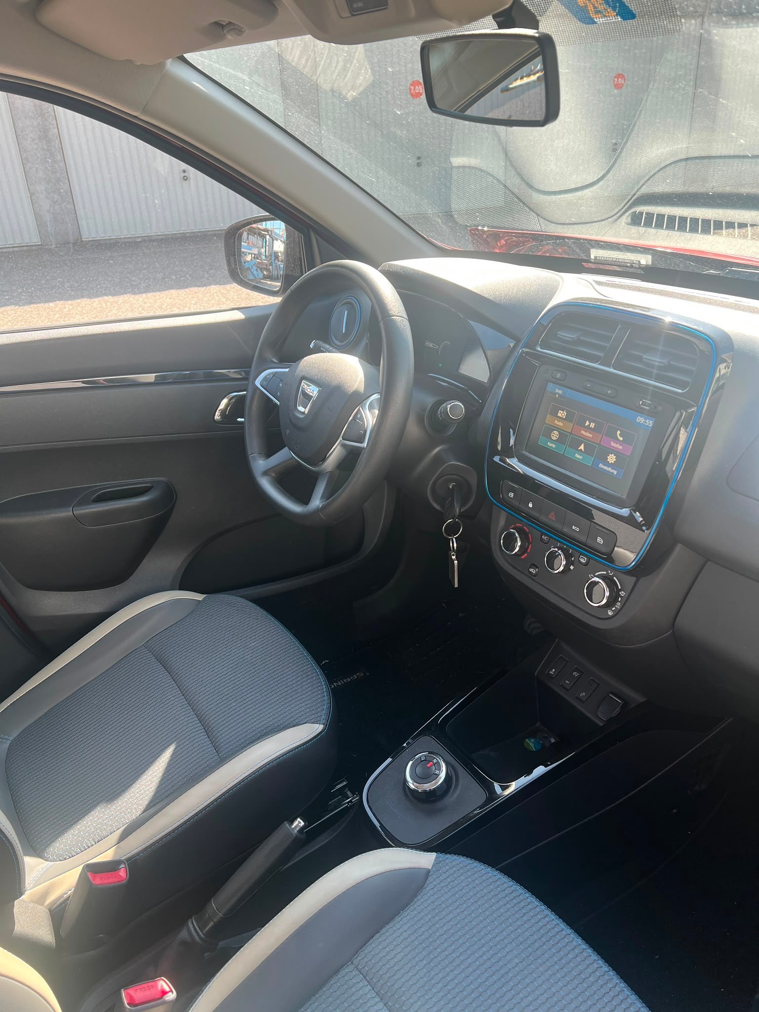 DACIA Spring 27 kWh Expression-image-9
