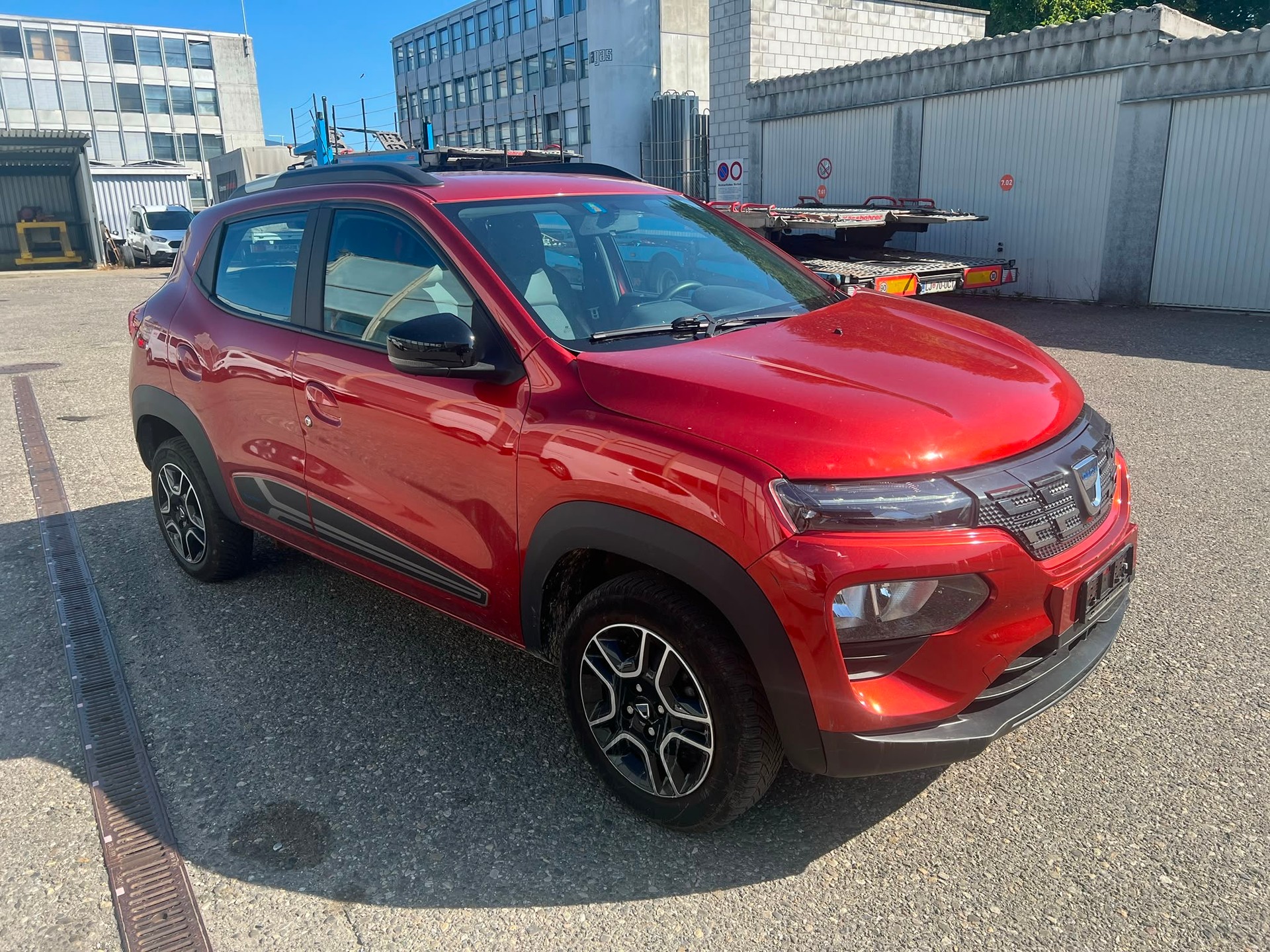DACIA Spring 27 kWh Expression-image-0