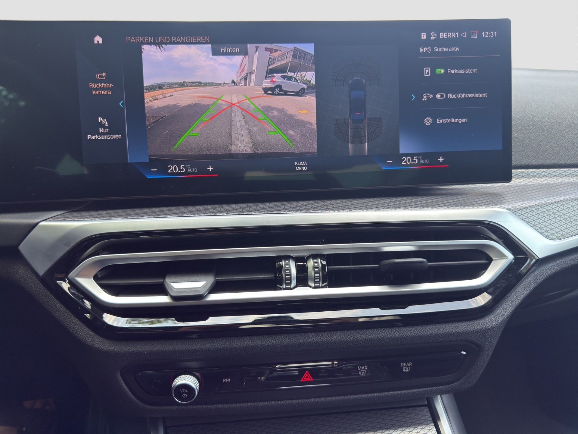 BMW 320d xDrive 48V Steptronic M Sport Pro-image-13