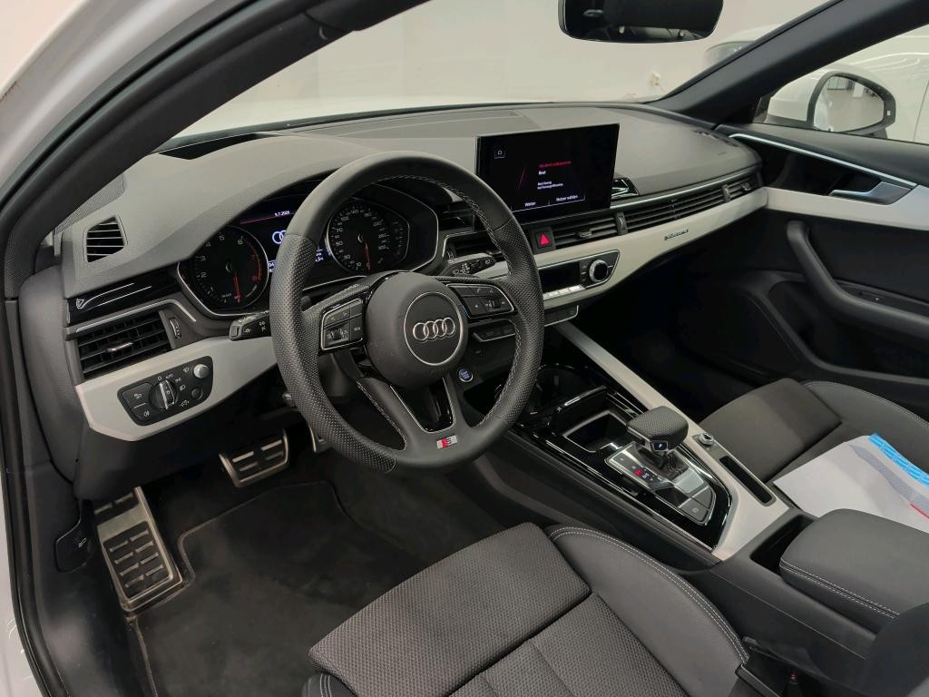 AUDI A4 Avant 40 TFSI S line S-tronic quattro-image-2