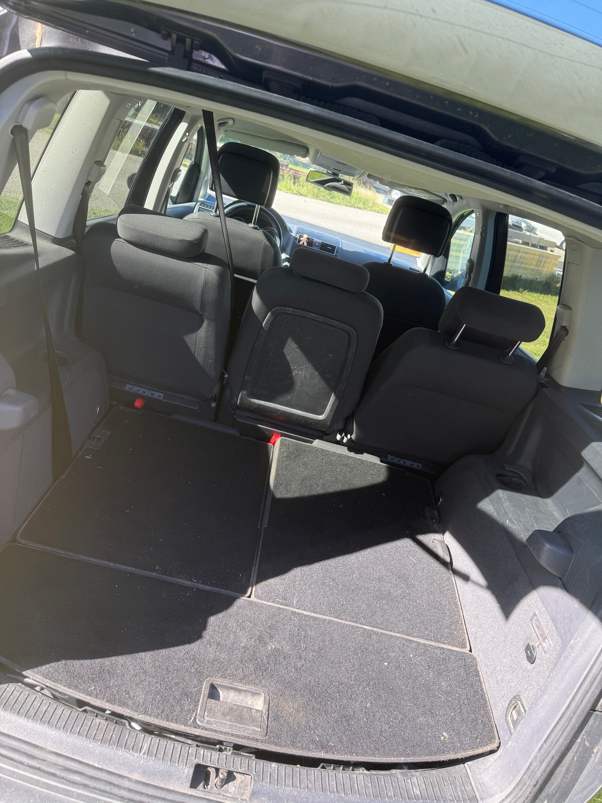 VW Touran 1.4 TSI Start-image-5