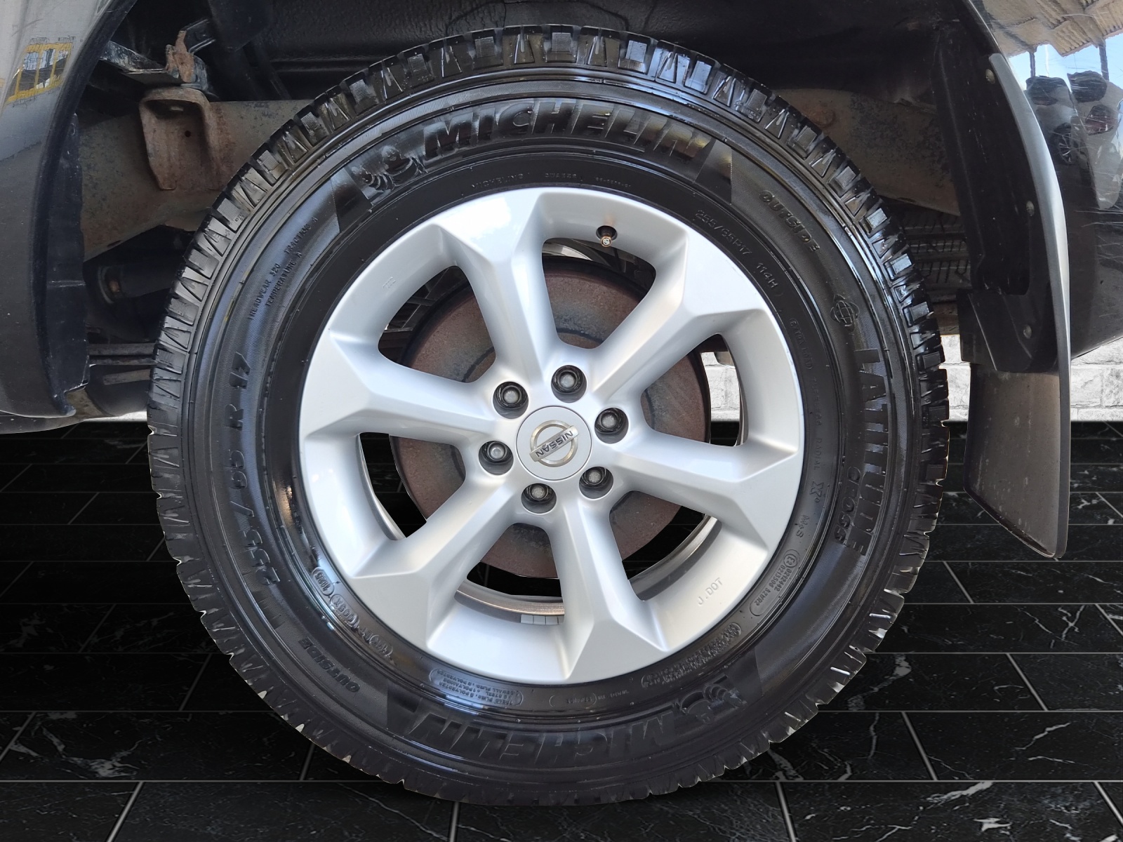 NISSAN Navara 2.5 dCi 144 Double Cab XE-image-10