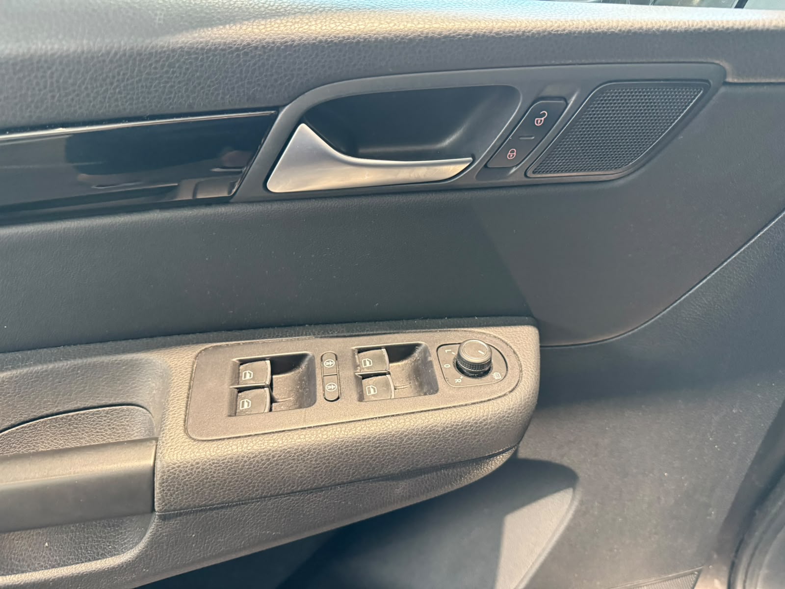 SEAT Alhambra 2.0 TDI FR Line-image-18
