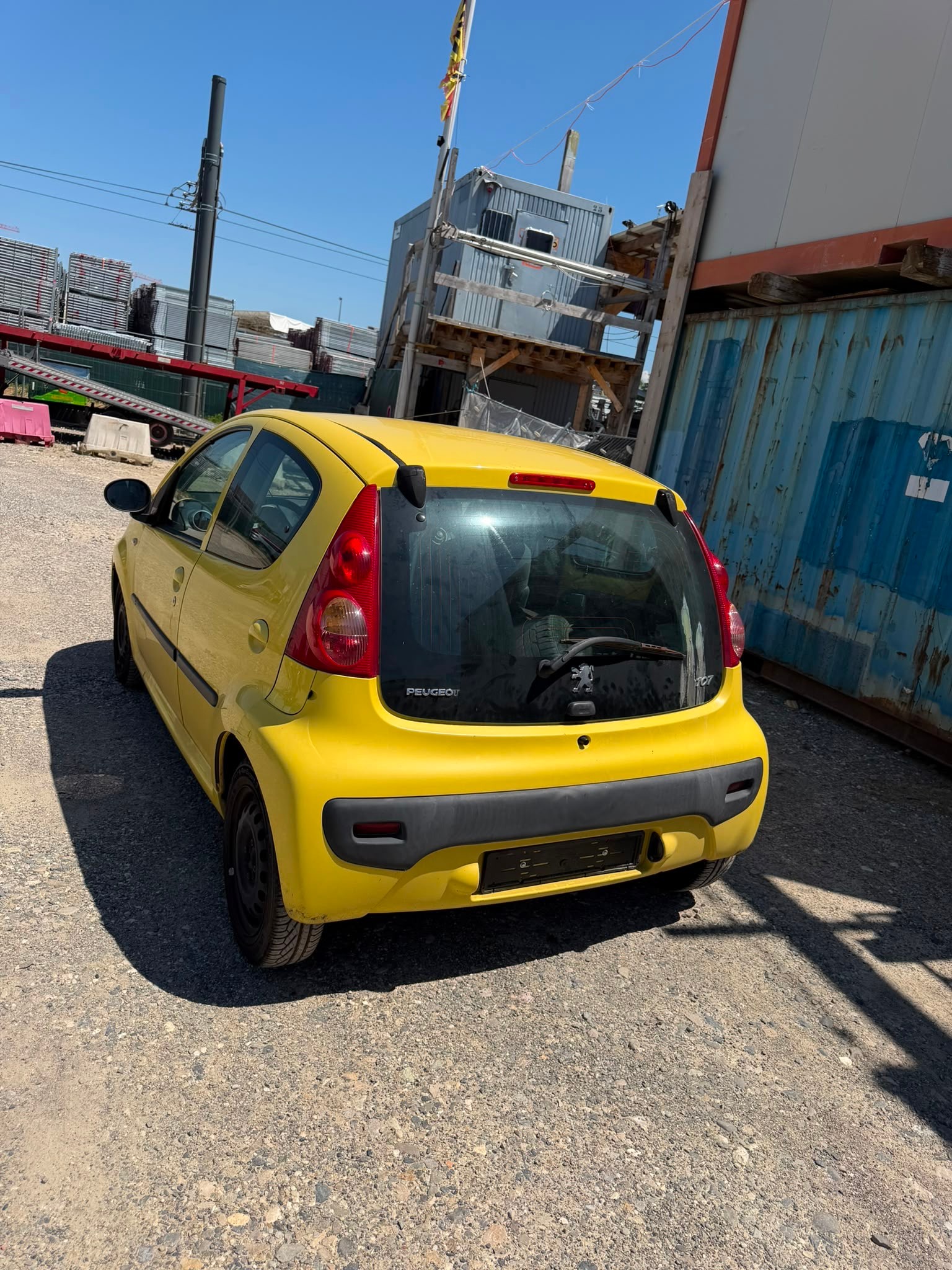 PEUGEOT 107 1.0 Trendy-image-6