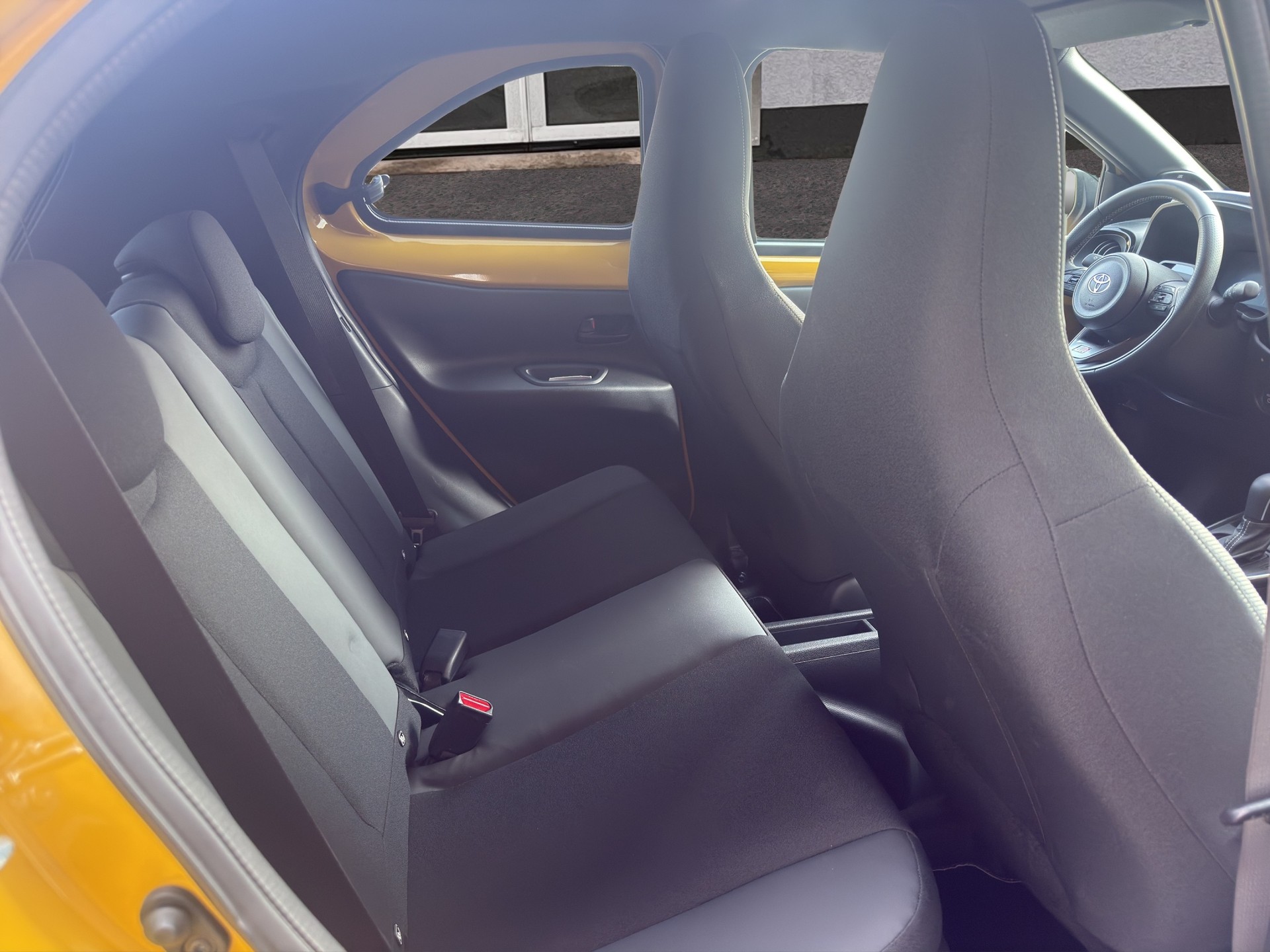 TOYOTA Aygo X 1.5 VVT-i HSD GR Sport-image-19
