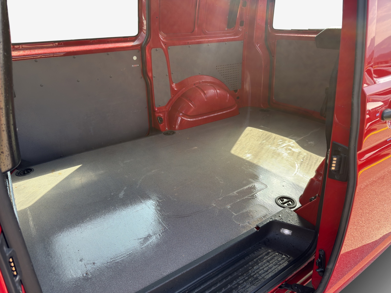 VW T6.1 2.0 TDI 4Motion-image-11