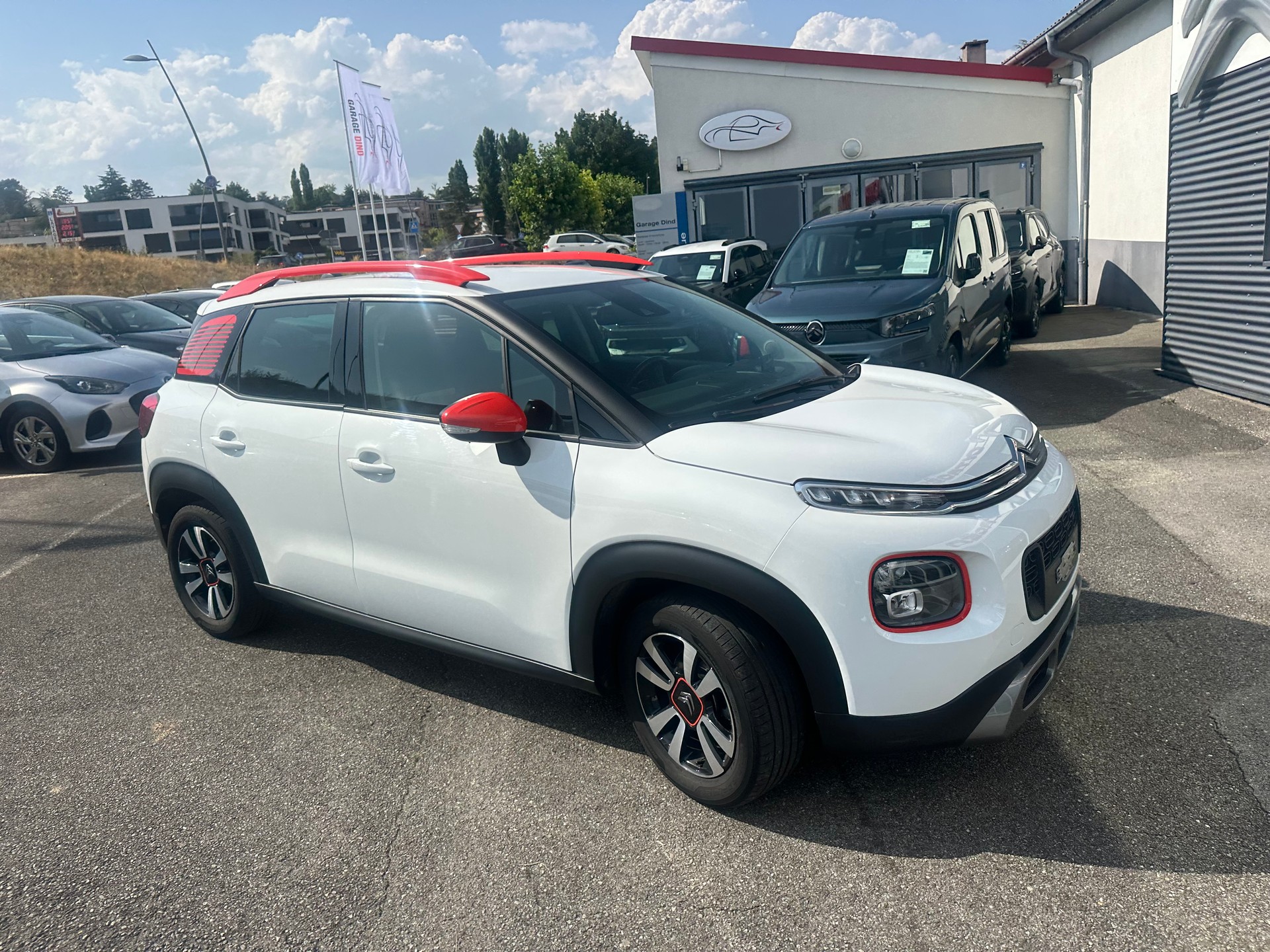 CITROEN C3 Aircross 1.2i PureTech Shine EAT-image-5