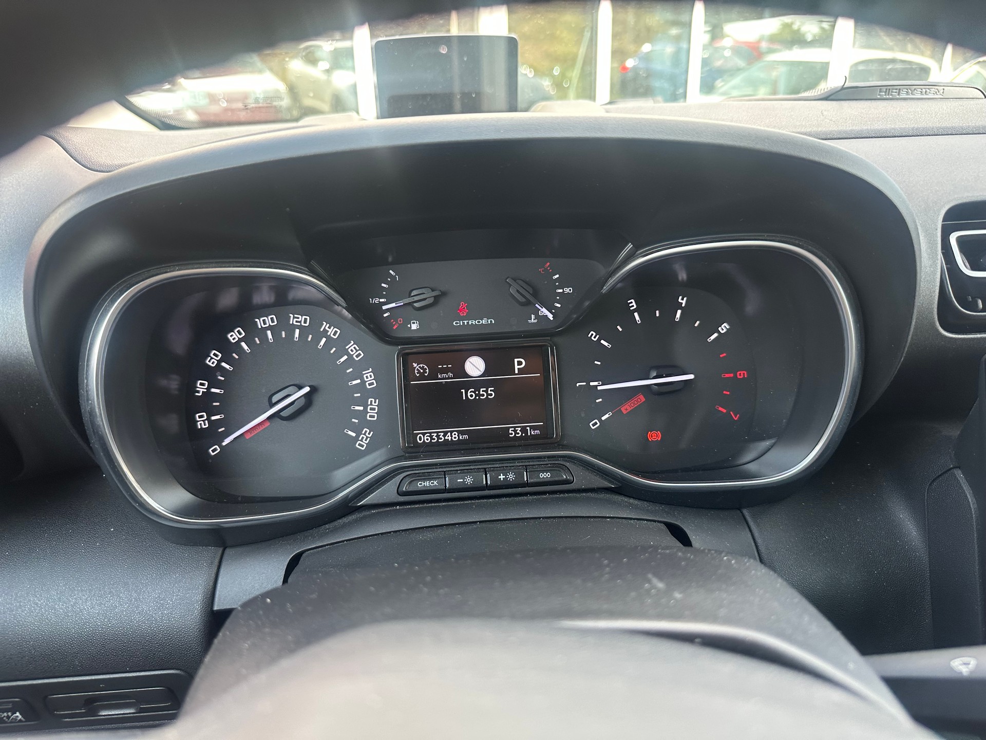 CITROEN C3 Aircross 1.2i PureTech Shine EAT-image-11