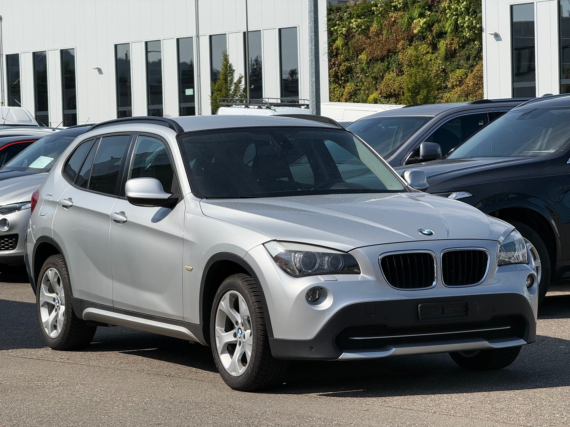 BMW X1 xDrive 20i Steptronic-image-0