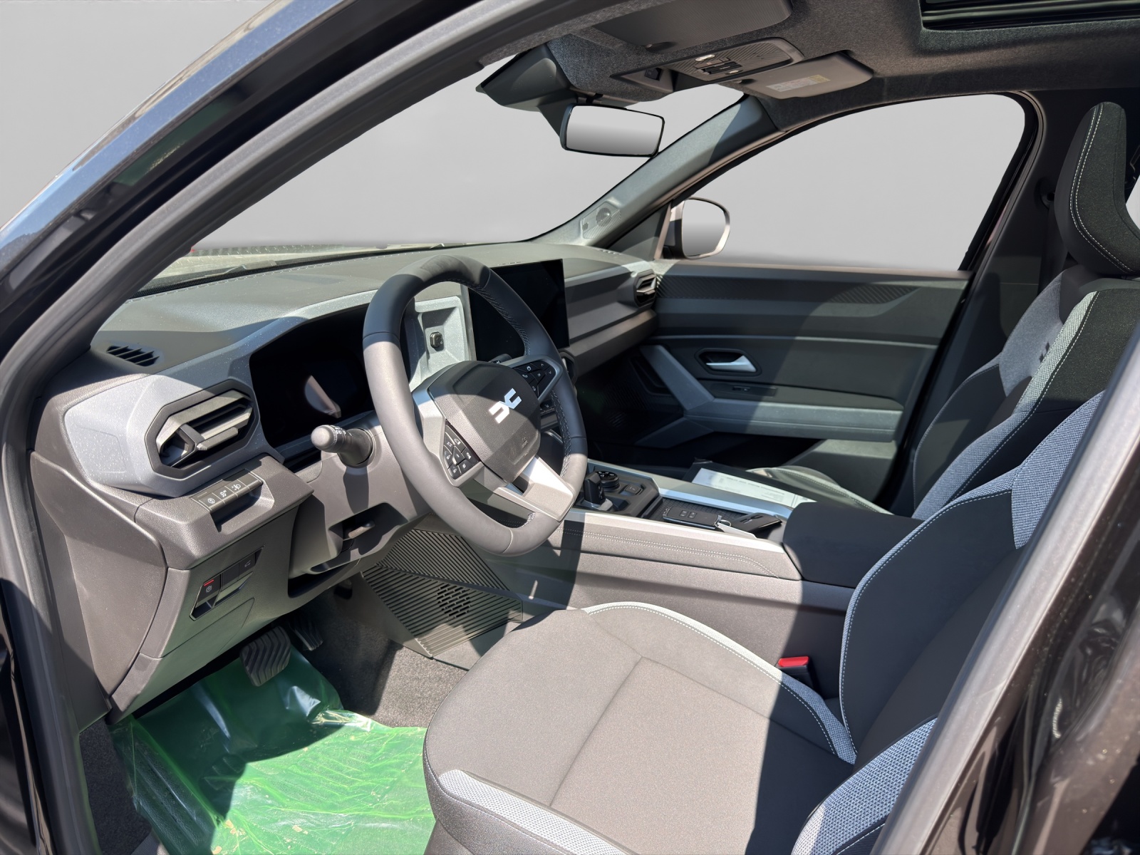 DACIA Bigster 1.2 Hybrid Journey 4WD-image-8