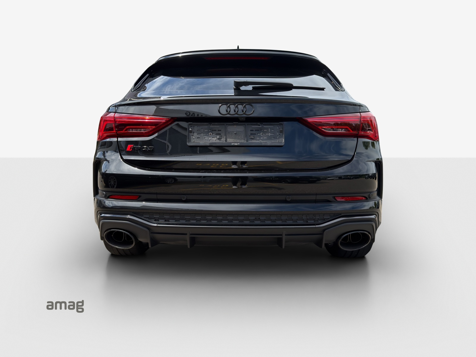 AUDI RS Q3 Sportback quattro S tronic-image-3