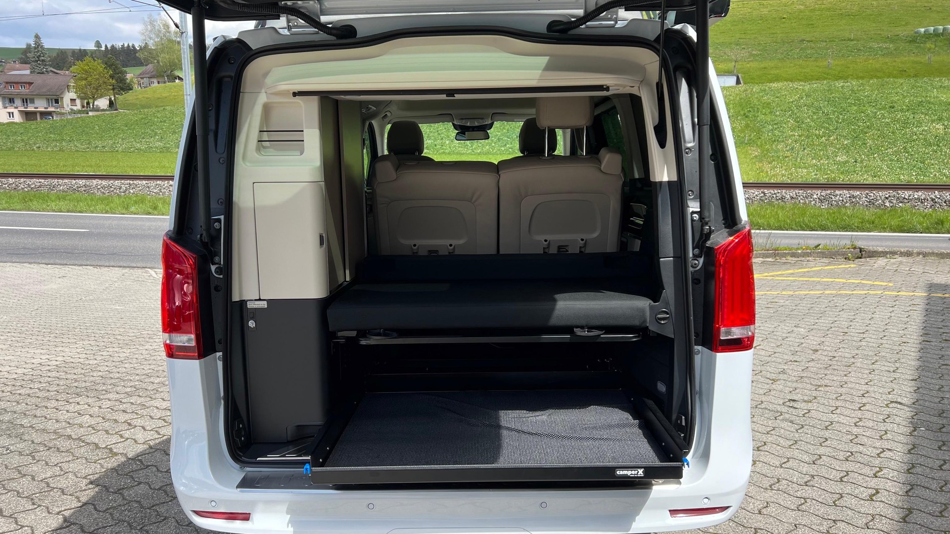 MERCEDES-BENZ Marco Polo 300 d 4matic-image-12