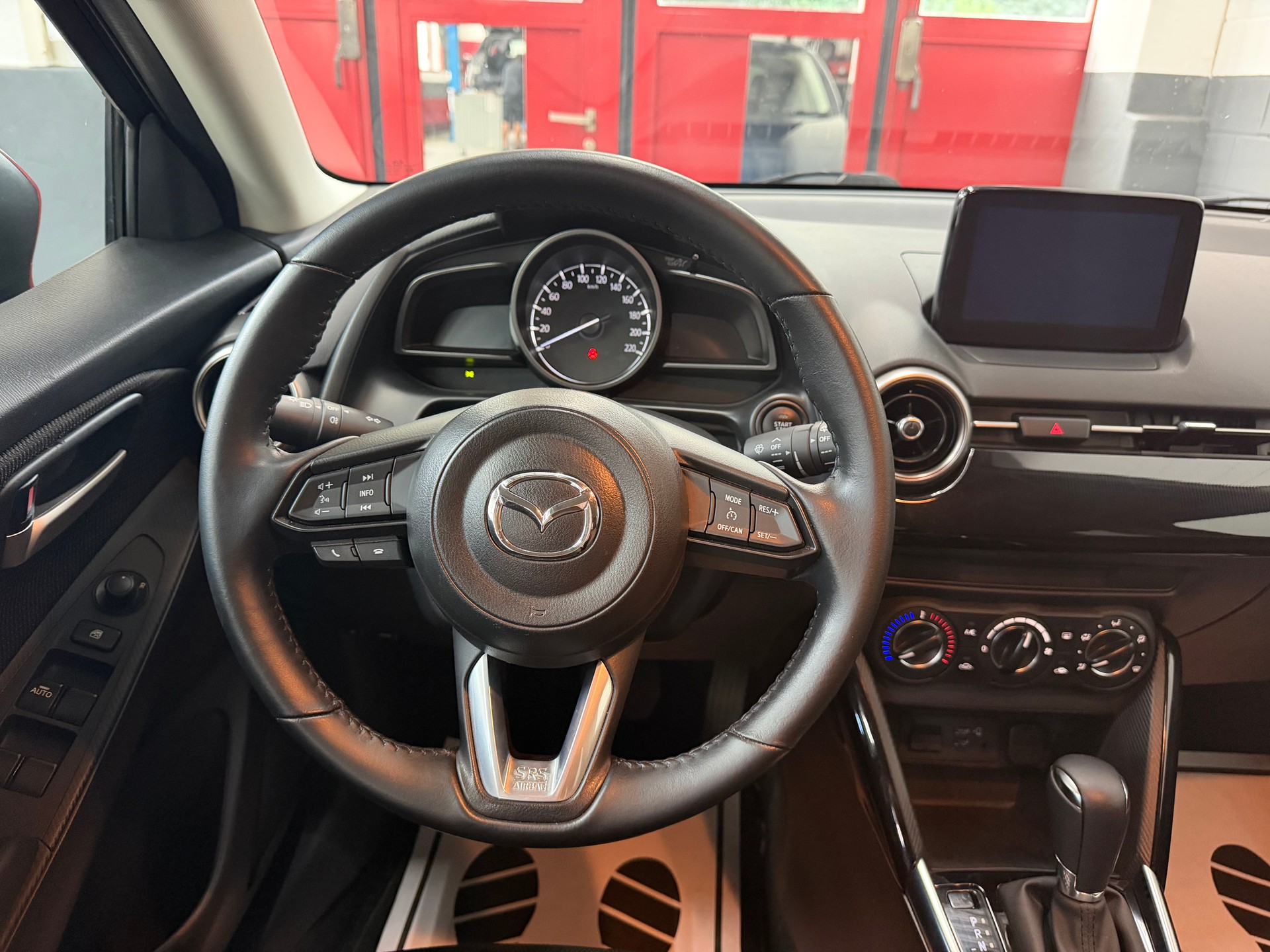 MAZDA 2 SKYACTIV-G 90 Ambition Plus Automat //NEU AB MFK!-image-10