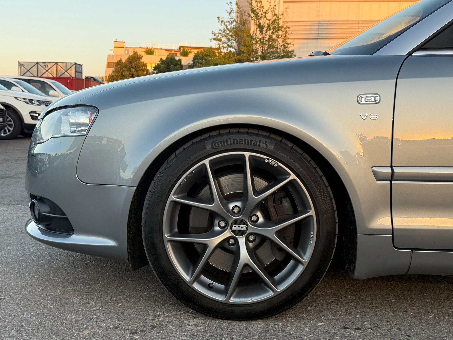 AUDI S4 Cabriolet 4.2 V8 quattro Tiptronic / Frisch ab MFK / BBS / H&R / Nappa Leder / BOSE Sound / Windschott-image-6