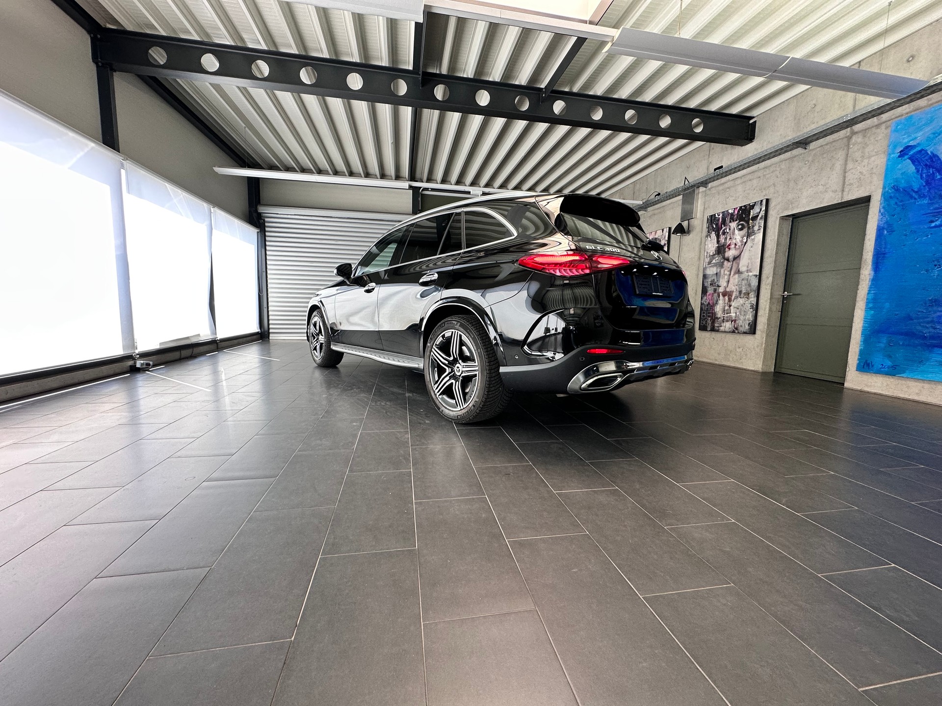 MERCEDES-BENZ GLC 300 AMG Line 4matic-image-13