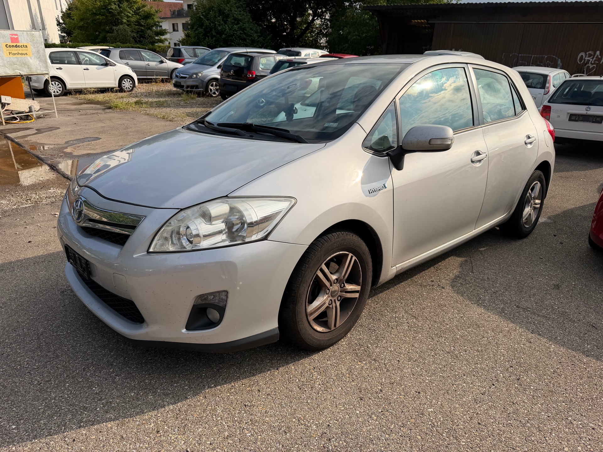 TOYOTA Auris 1.8 16V HSD Linea Luna-image-1