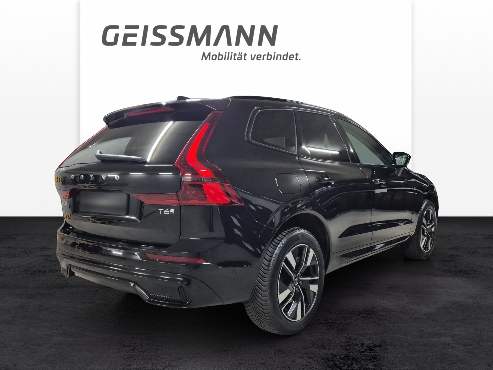 VOLVO XC60 2.0 T6 TE Plus Dark eAWD-image-6