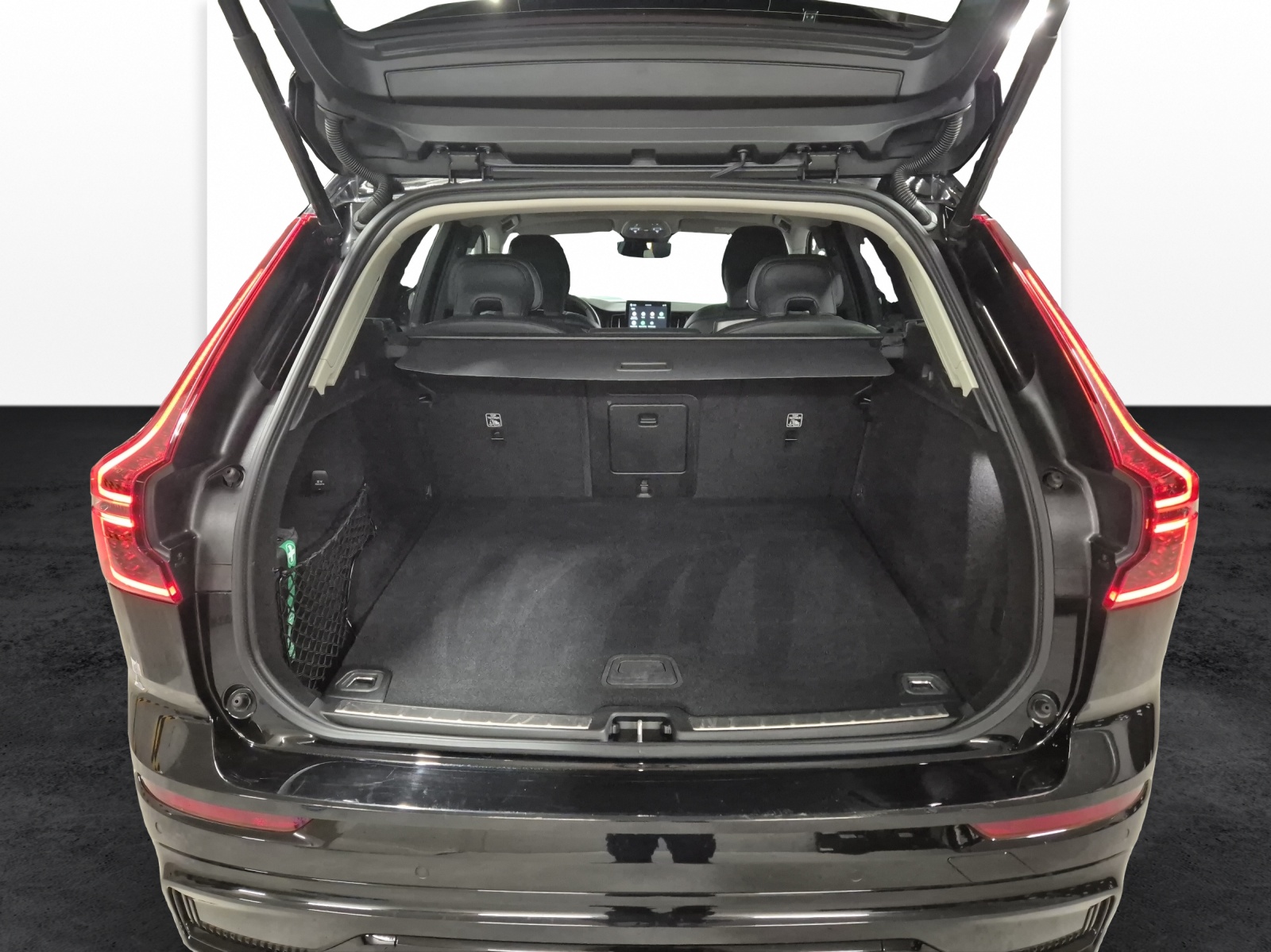 VOLVO XC60 2.0 T6 TE Plus Dark eAWD-image-18