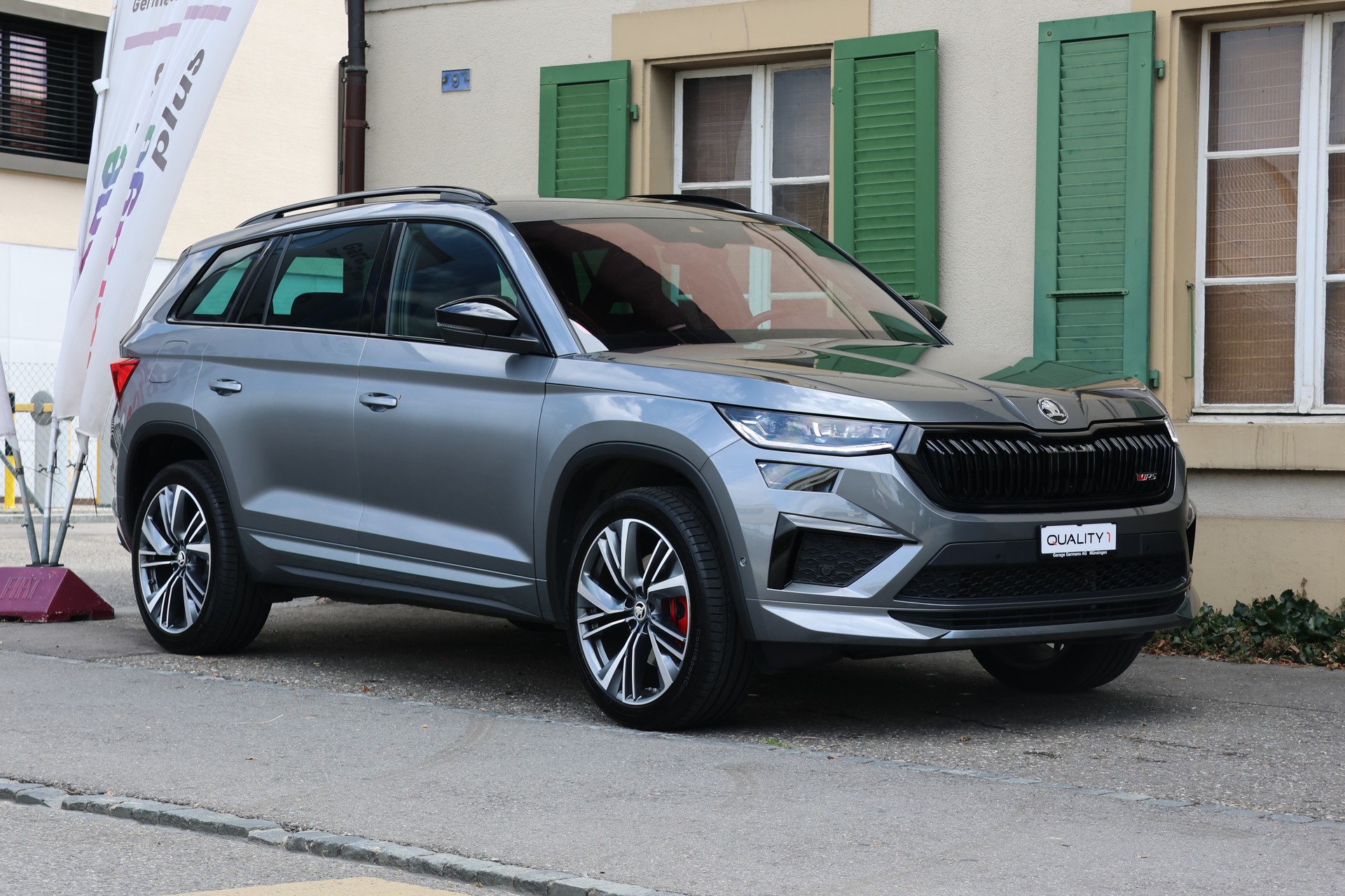 SKODA Kodiaq 2.0 TSI 4x4 RS (CH)-image-2