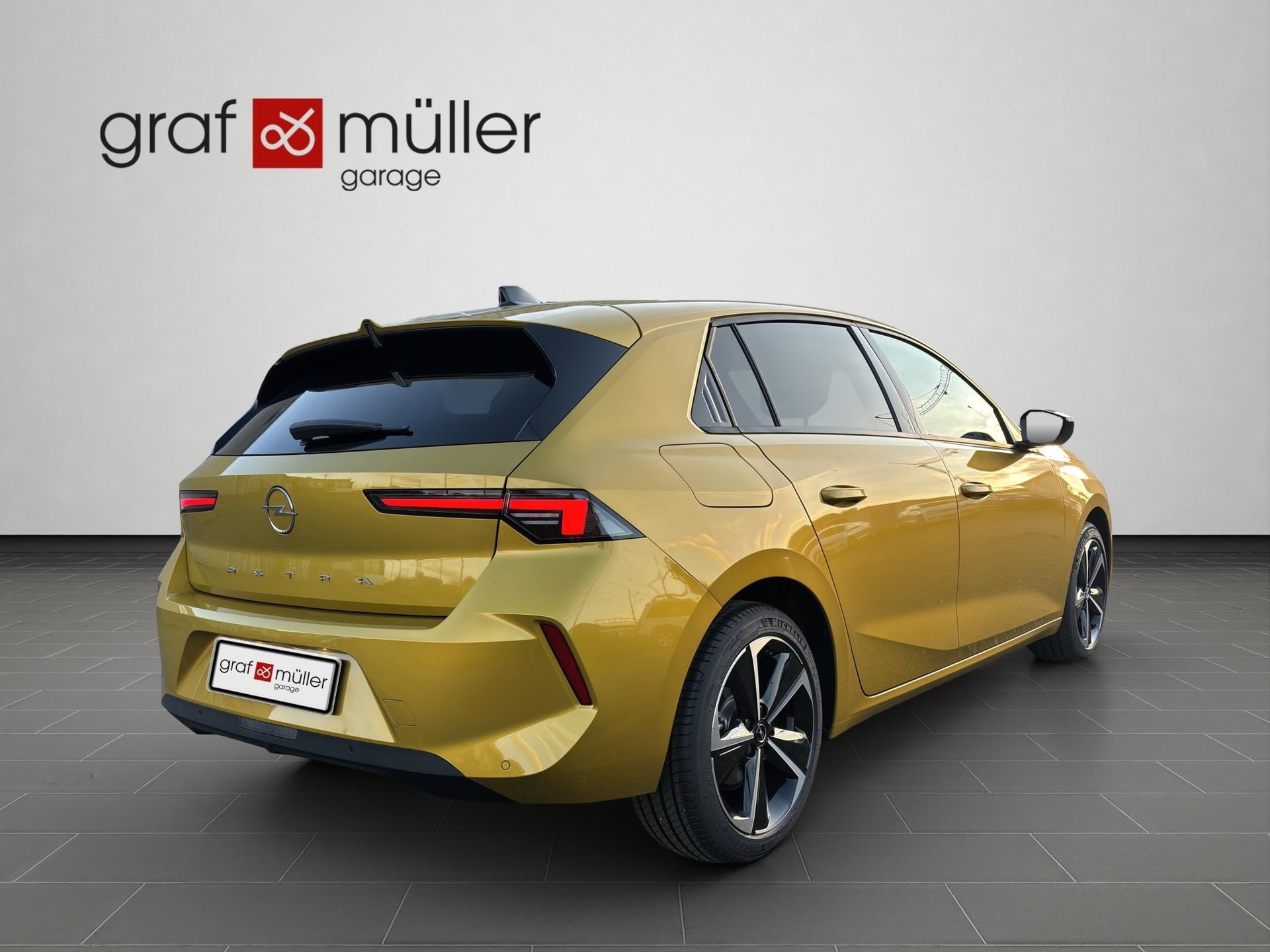 OPEL Astra 1.2 T 130 Edition-image-19