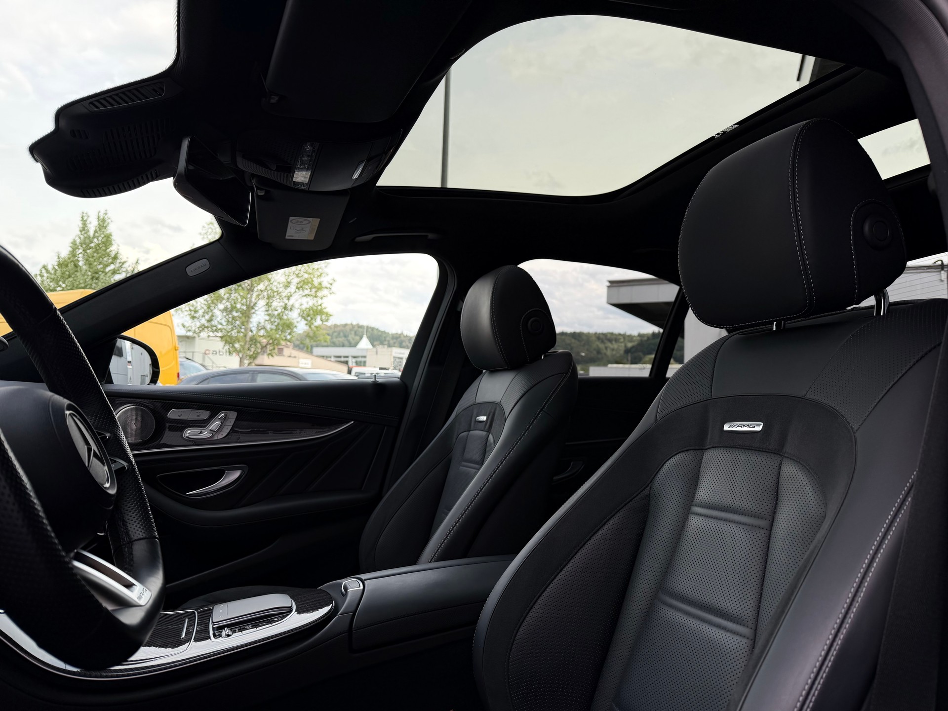 MERCEDES-BENZ AMG E 53 4Matic+ Speedshift 9G-TCT-image-5
