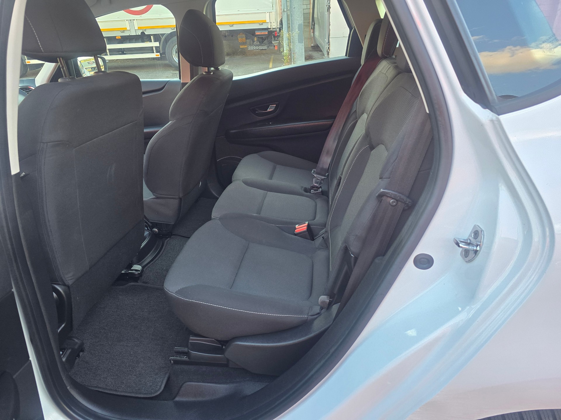 RENAULT Scénic 1.2 16V Turbo Life-image-12