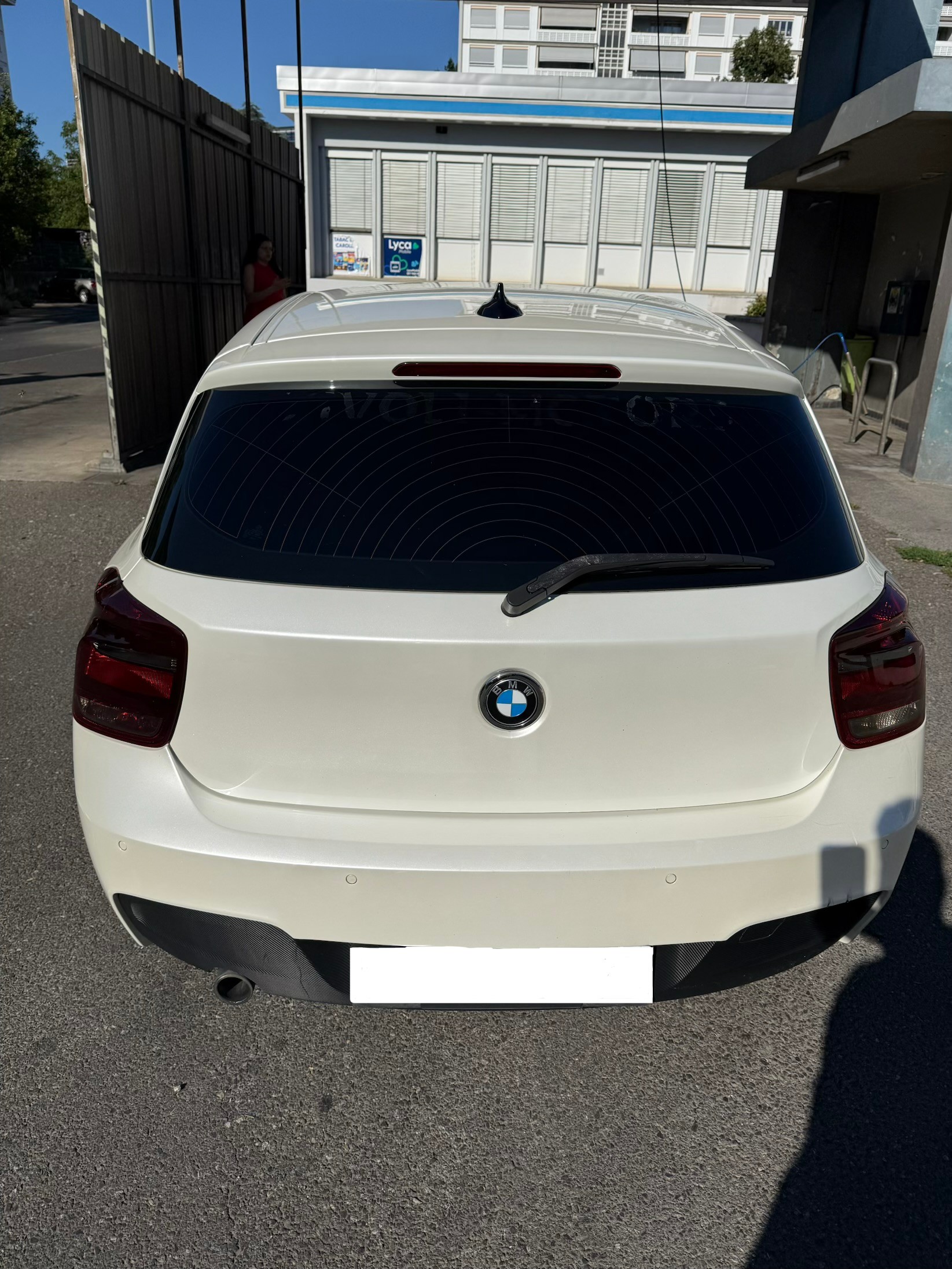 BMW 1-image-5