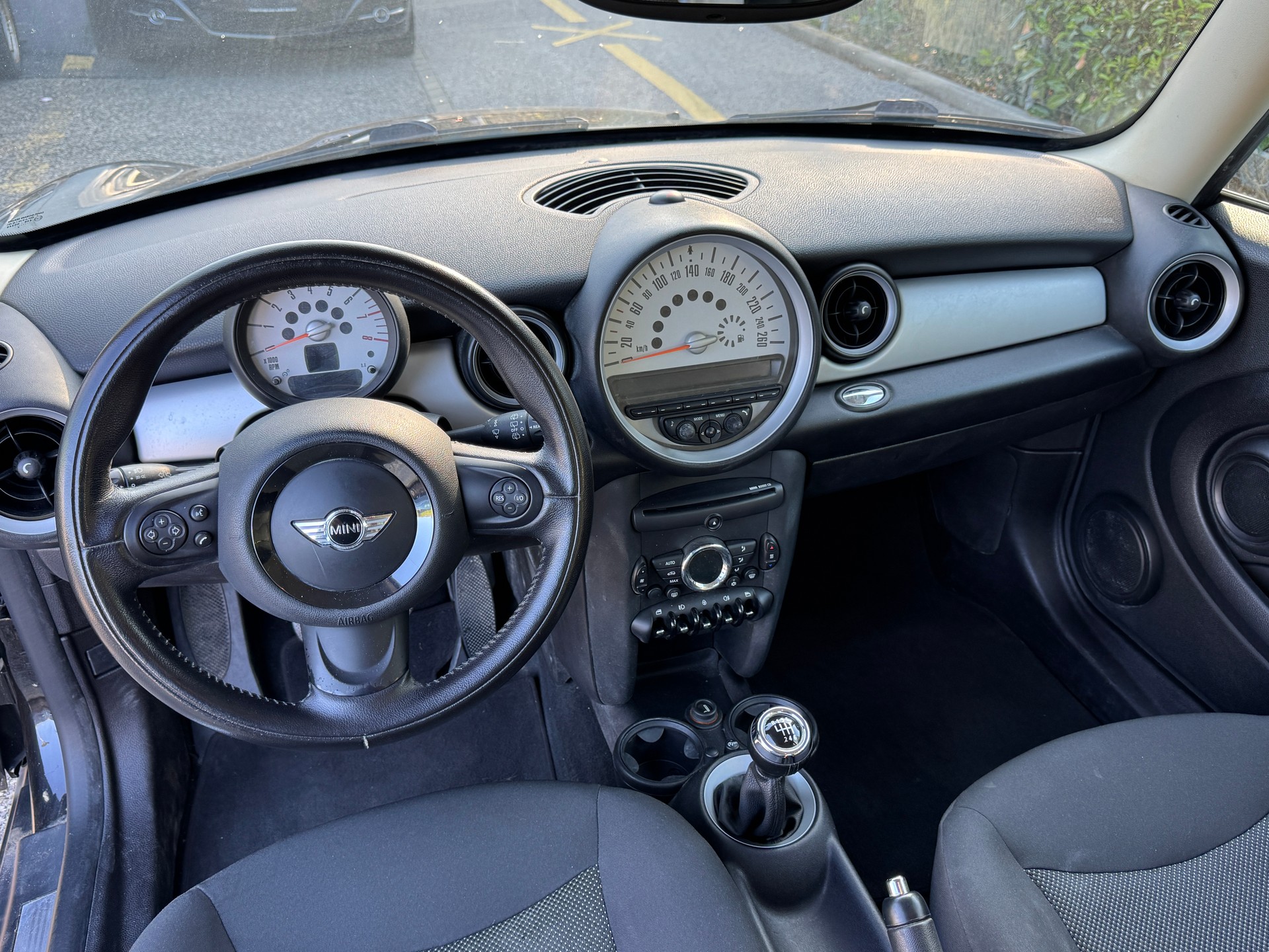 MINI Cooper-image-11