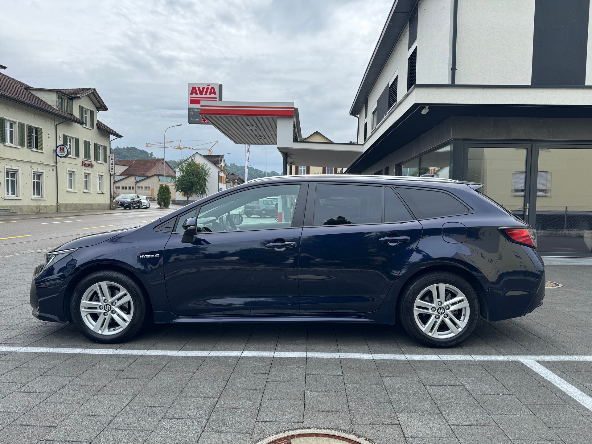 SUZUKI Swace 1.8 Hybrid Compact Top E-CVT-showroom-element-1