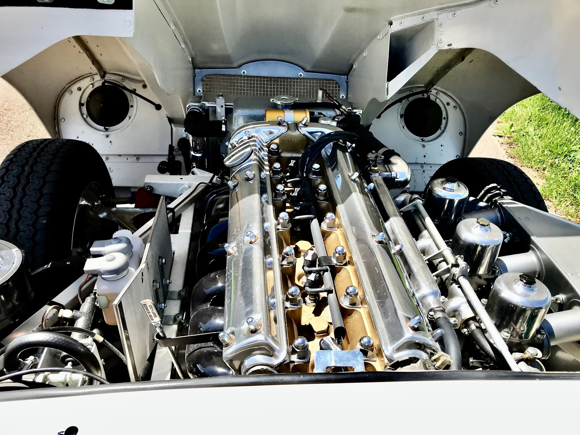 JAGUAR E Type S1 3.8 Cabriolet-image-9