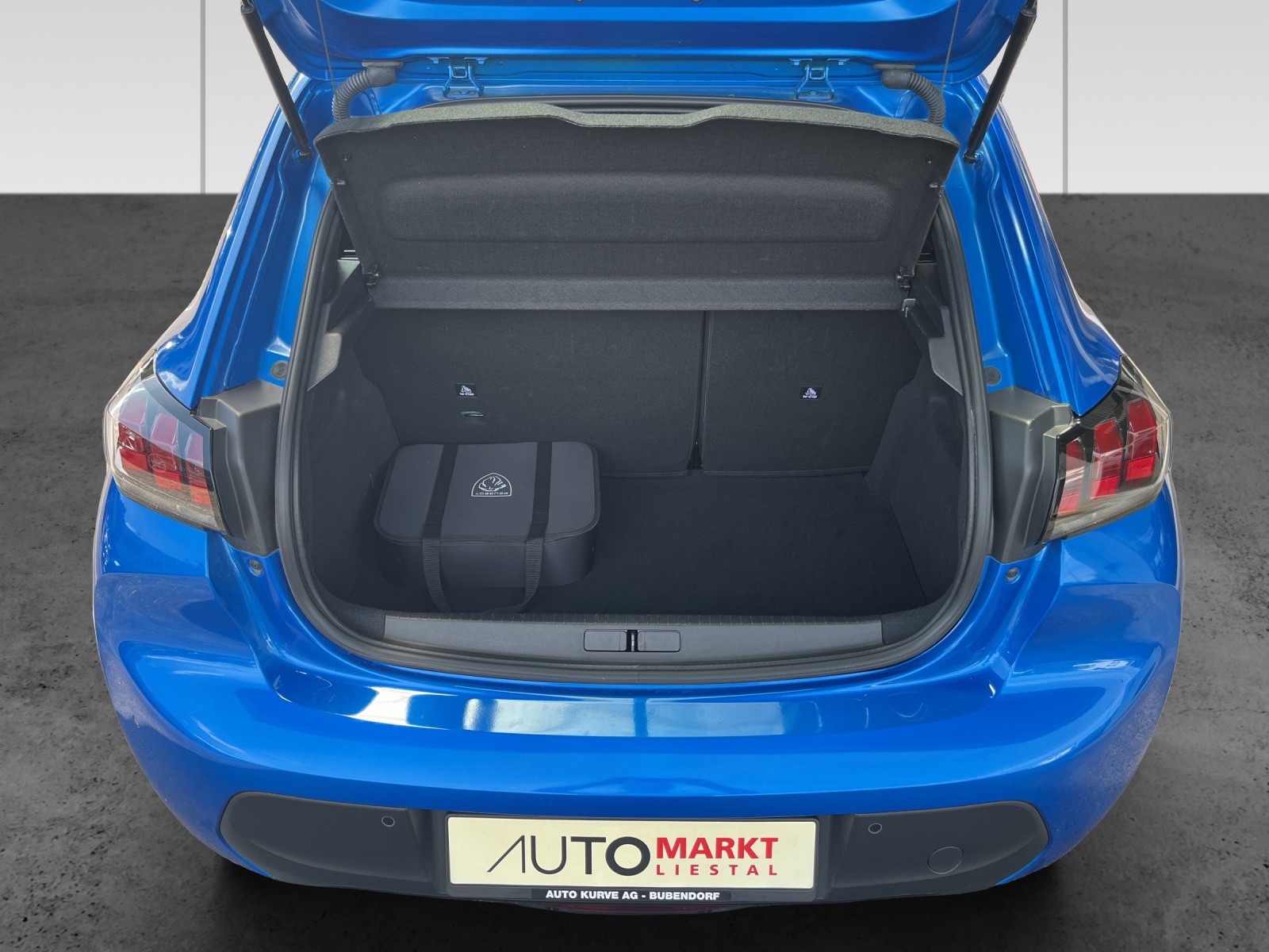 PEUGEOT 208 Elektrik Active Pack-image-11