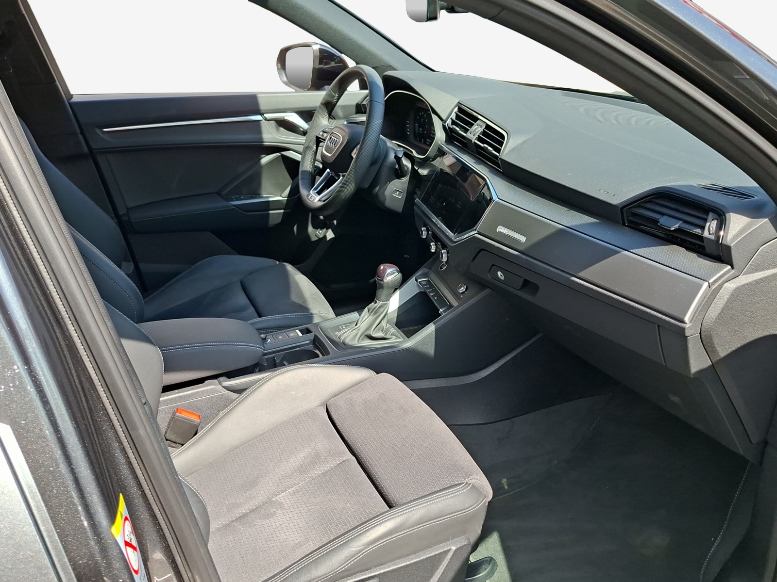 AUDI Q3 Sportback 35 TFSI S line Attraction S-tronic-image-14