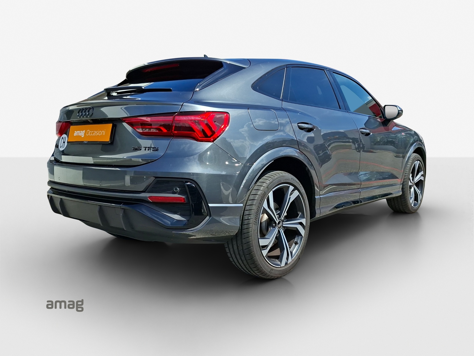 AUDI Q3 Sportback 35 TFSI S line Attraction S-tronic-image-4