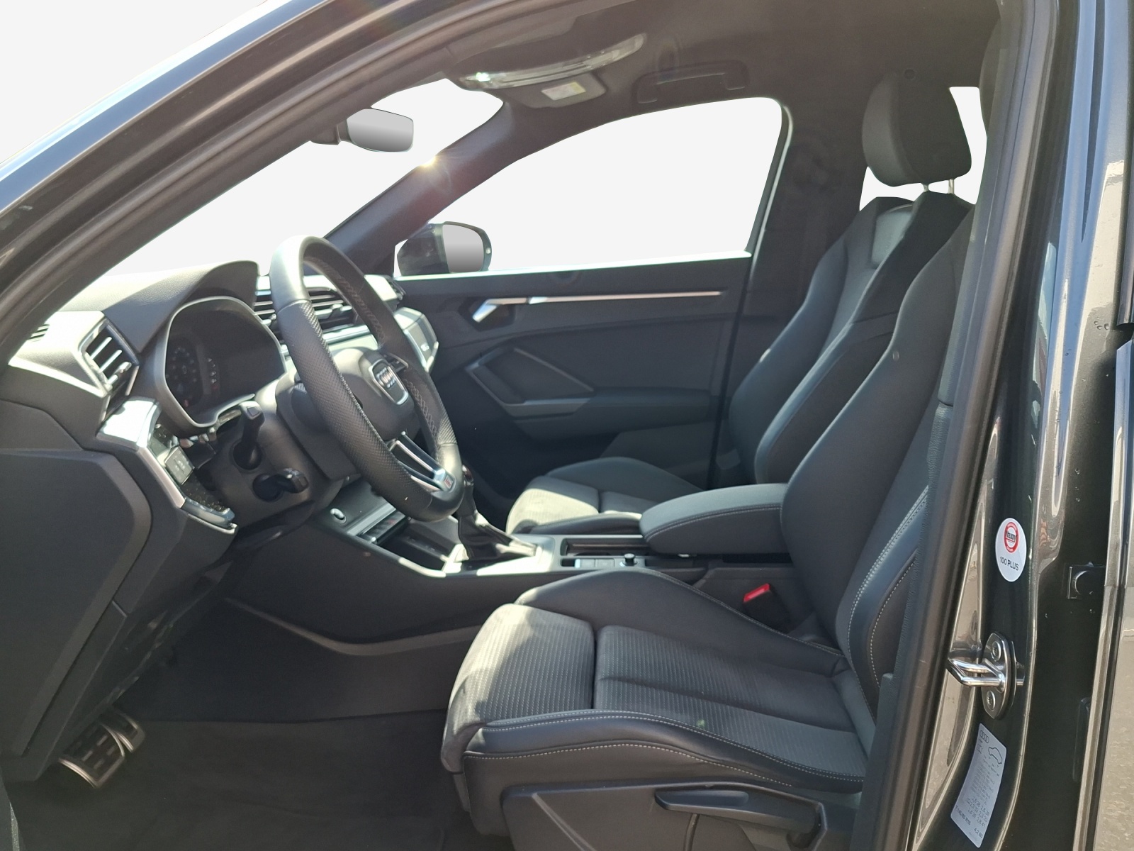AUDI Q3 Sportback 35 TFSI S line Attraction S-tronic-image-7